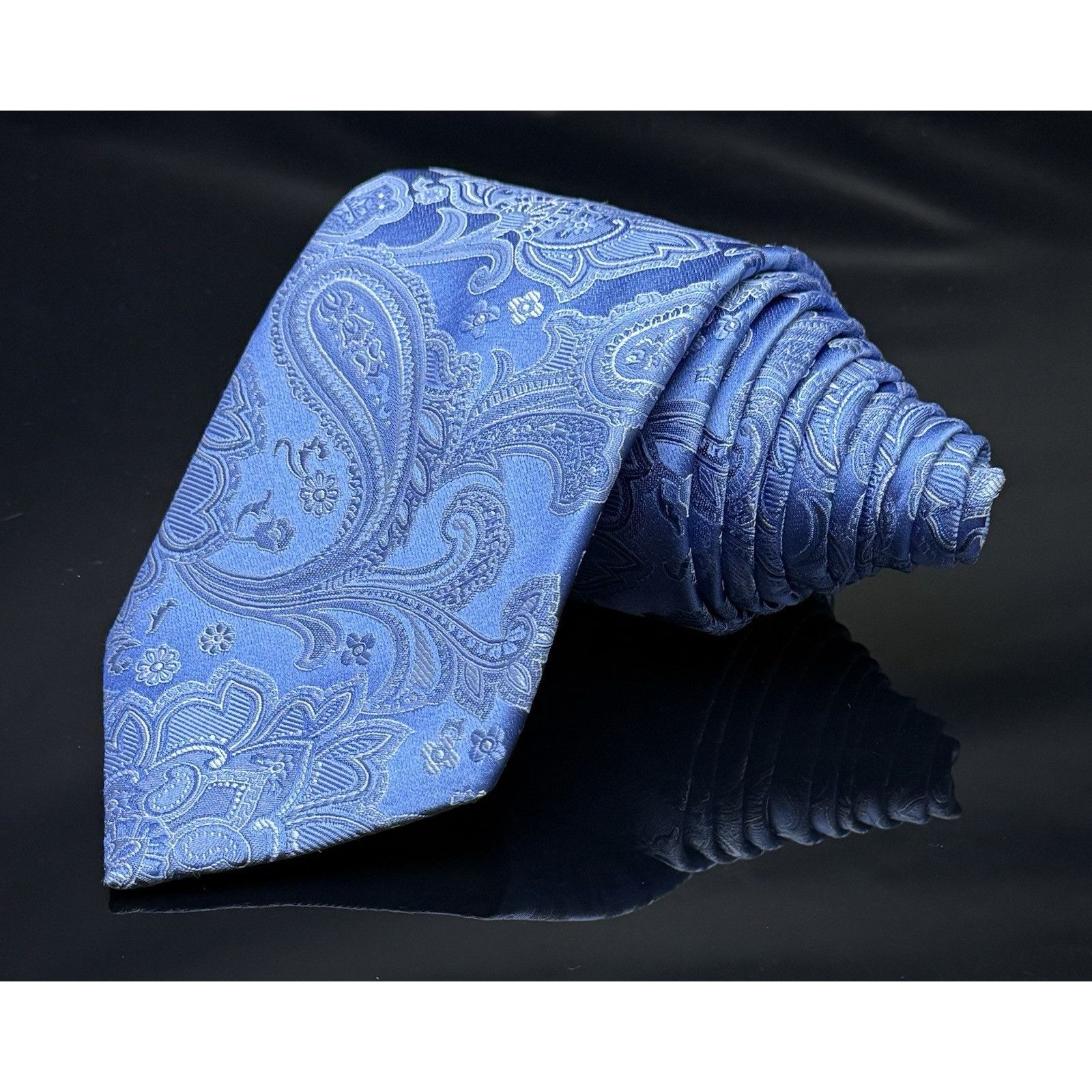 Donald Trump Donald J Trump Signature Collection Blue Paisley Tie 58.5" Size ONE SIZE - 5 Thumbnail