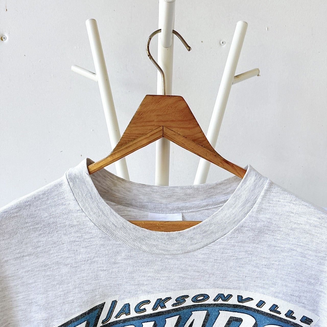 Vintage 90s Jacksonville Jaguars NFL t-shirt/ XL Size US XL / EU 56 / 4 - 2 Thumbnail