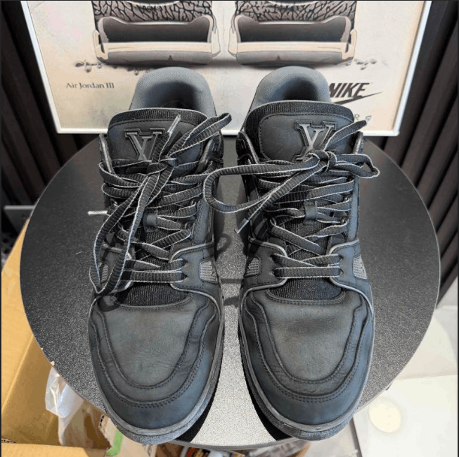 Louis Vuitton Louis Vuitton low-top sneakers UK8 EU Size US 8 / EU 41 - 2 Thumbnail