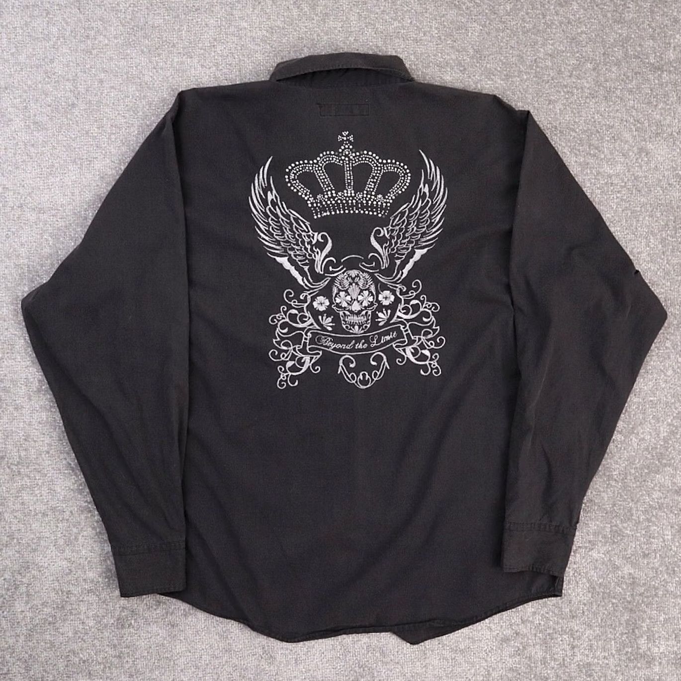 Vintage VINTAGE Beyond the Limit Skull Black Long Sleeve Collared Button Shirt XL Mens Size US XL / EU 56 / 4 - 2 Thumbnail