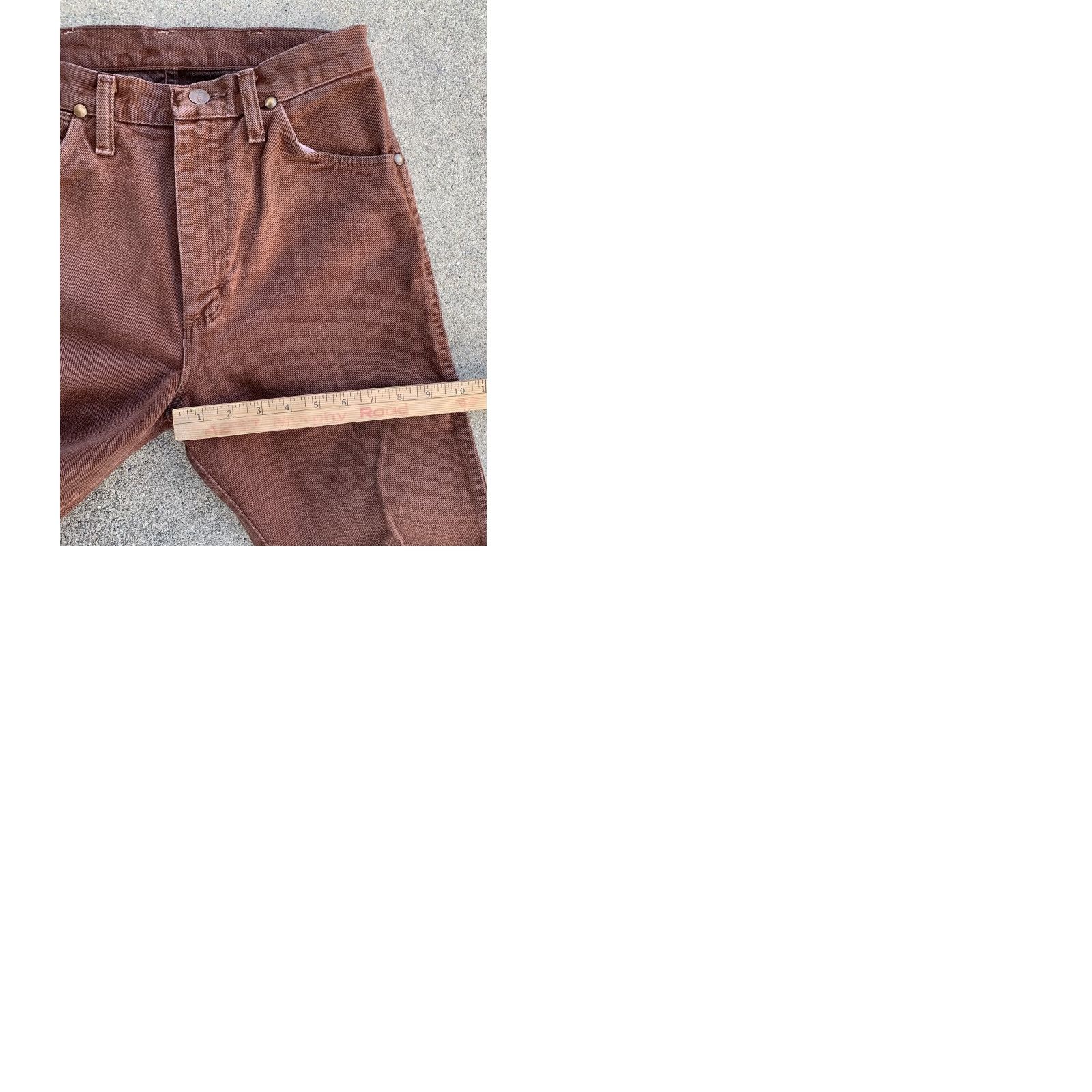 Wrangler VINTAGE Wrangler Jeans High Waist Brown size 7 X 36 27 in Waist 35.5 in Inseam Womens? (No gender specified) Size 28" / US 6 / IT 42 - 12 Thumbnail