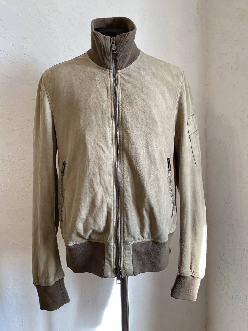 Burberry Burberry Brit Sand Suede Bomber Jacket Beige Men Size M Size US M / EU 48-50 / 2 - 1 Thumbnail