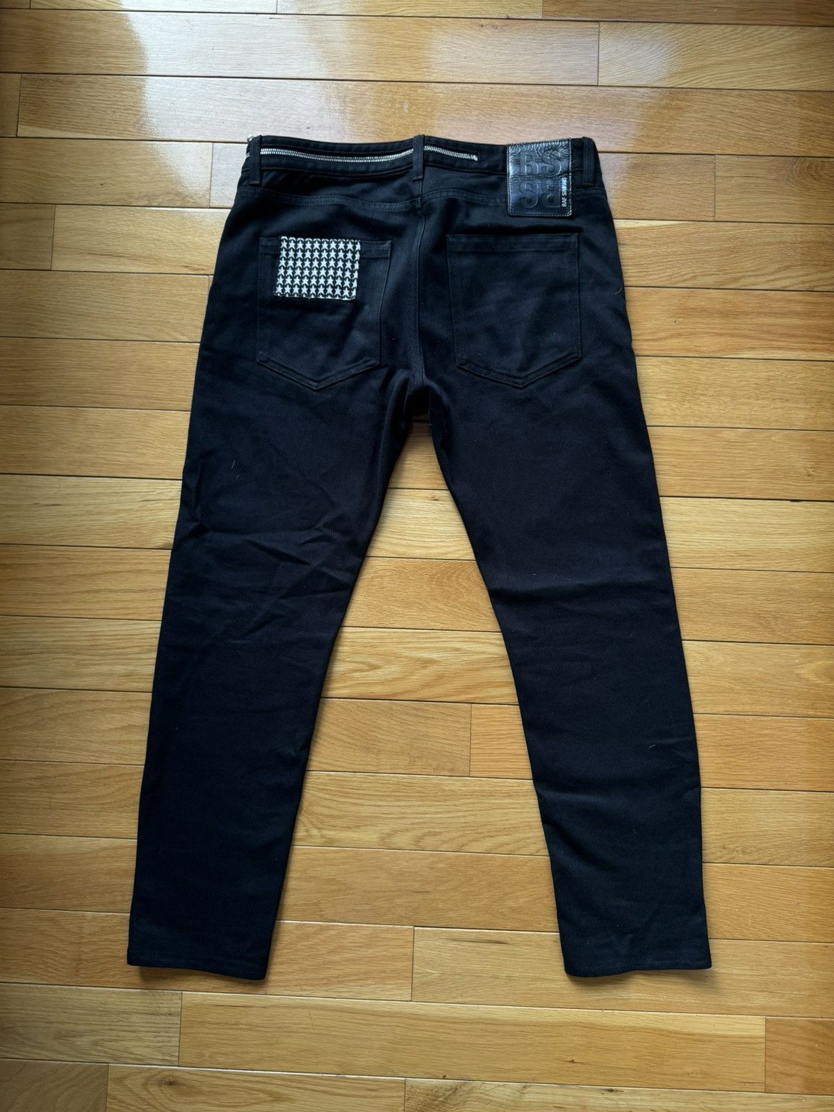 Raf Simons Raf Simon black zipper jeans Size US 29 - 1 Thumbnail