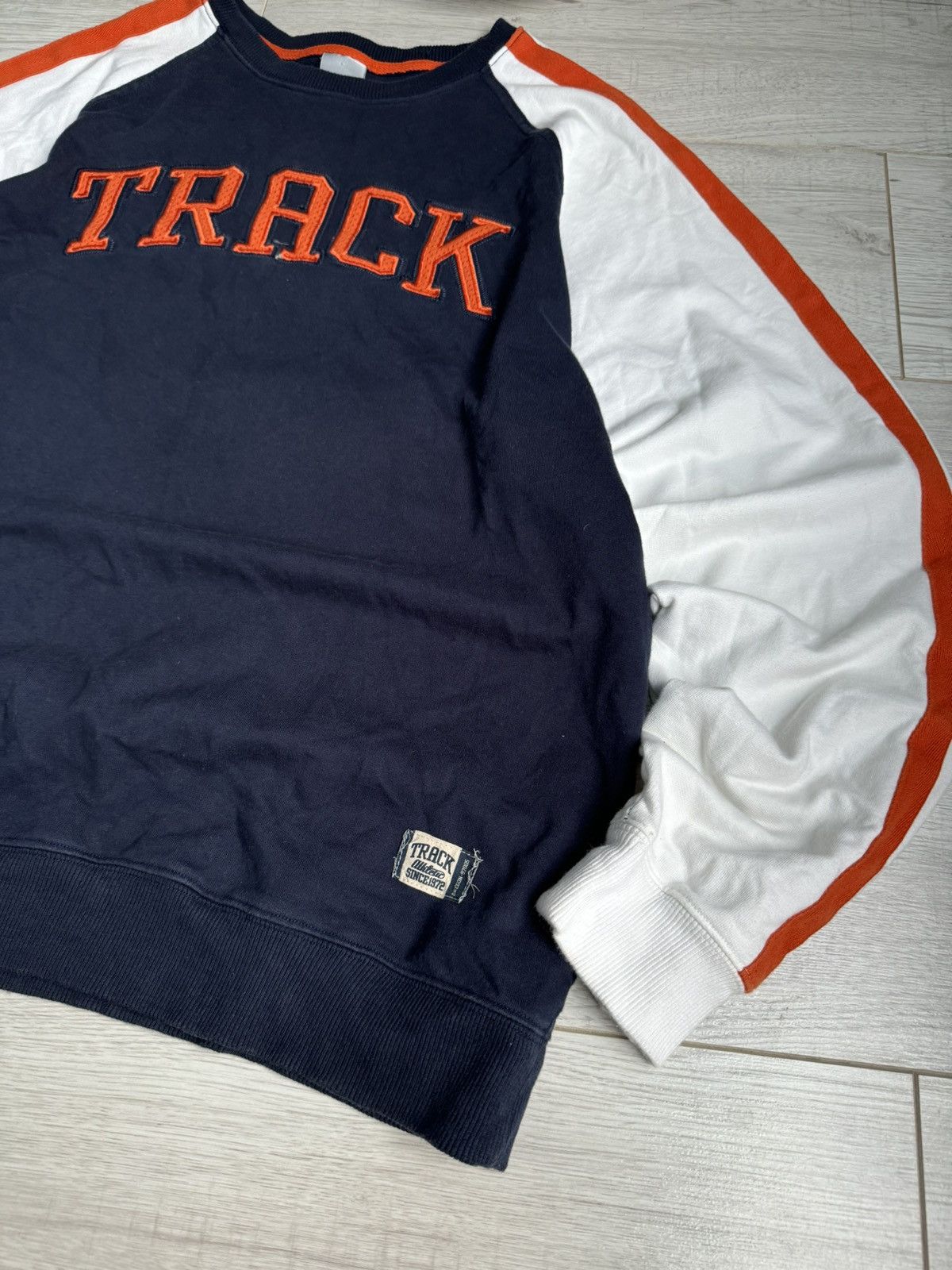 Nike × Vintage Vintage Nike Track Logo Oversized Sweatshirt Size US L / EU 52-54 / 3 - 2 Thumbnail