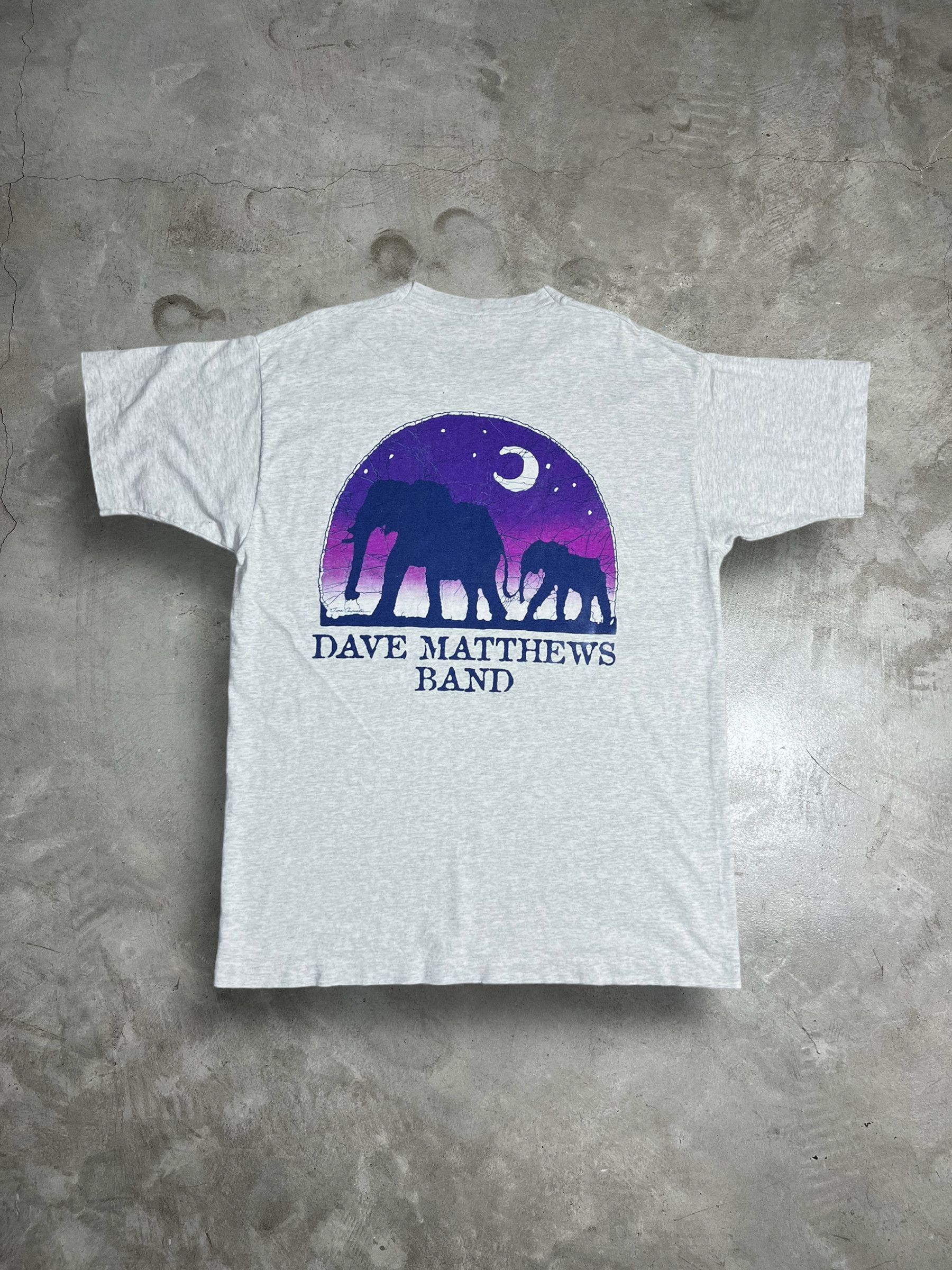 Band Tees Vintage 90s Dave Mathews Band Elephant Tee (XL) GTME020 Size US XL / EU 56 / 4 - 1 Thumbnail