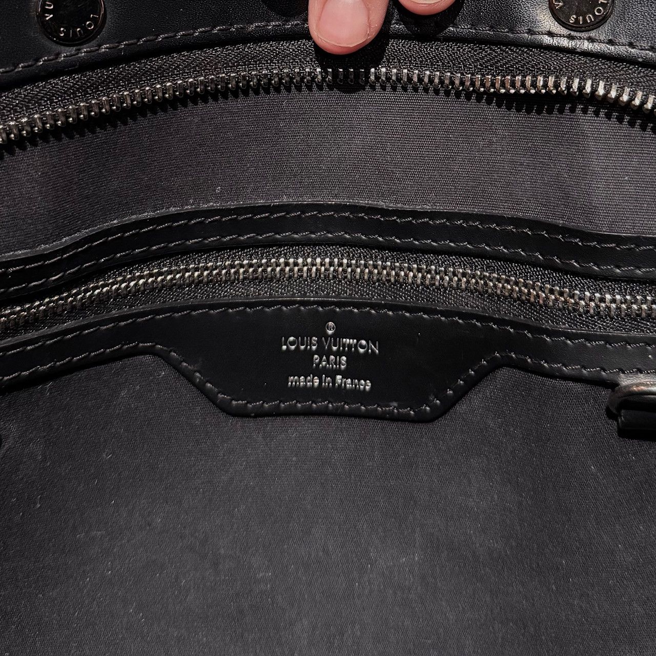 Louis Vuitton Louis Vuitton Black Epi Leather Brea MM Two Way Bag Size ONE SIZE - 13 Thumbnail