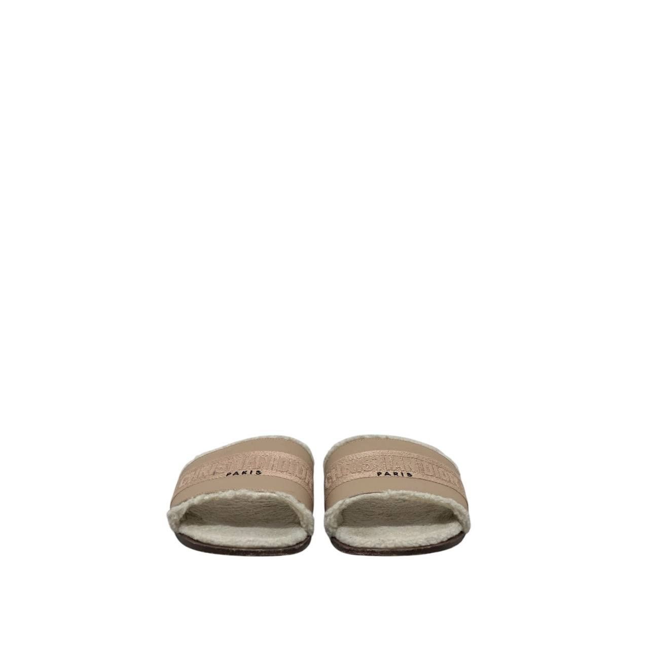 Dior Christian Dior Dway Beige Suede Shearling Flat Sandals 37 Size US 6 / IT 36 - 4 Thumbnail