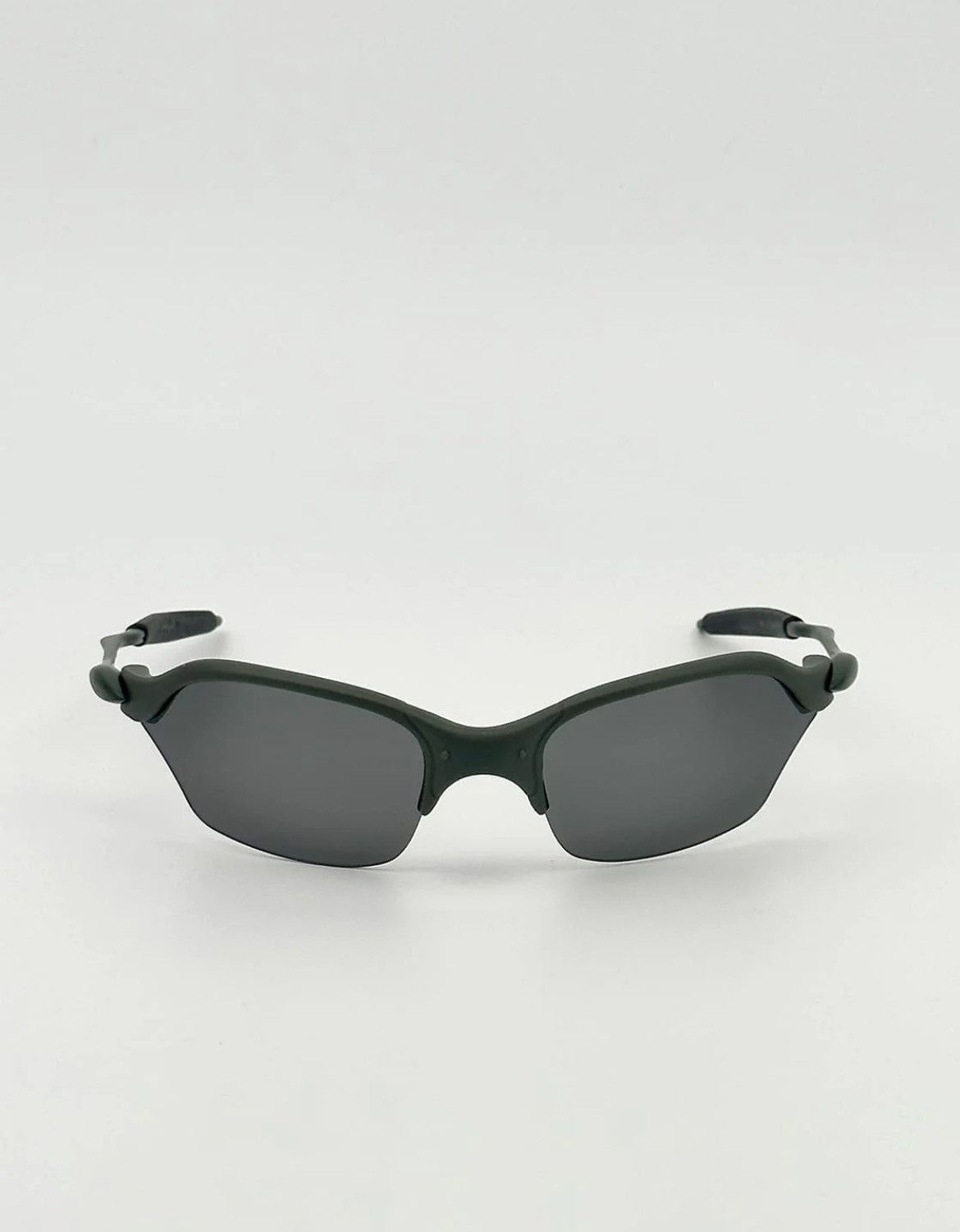 image of Vintage Sunglasses in Black, Men's
