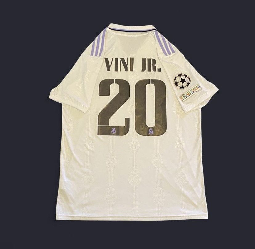 Adidas Real Madrid Home shirt **AUTHENTIC** Size US XL / EU 56 / 4 - 1 Thumbnail