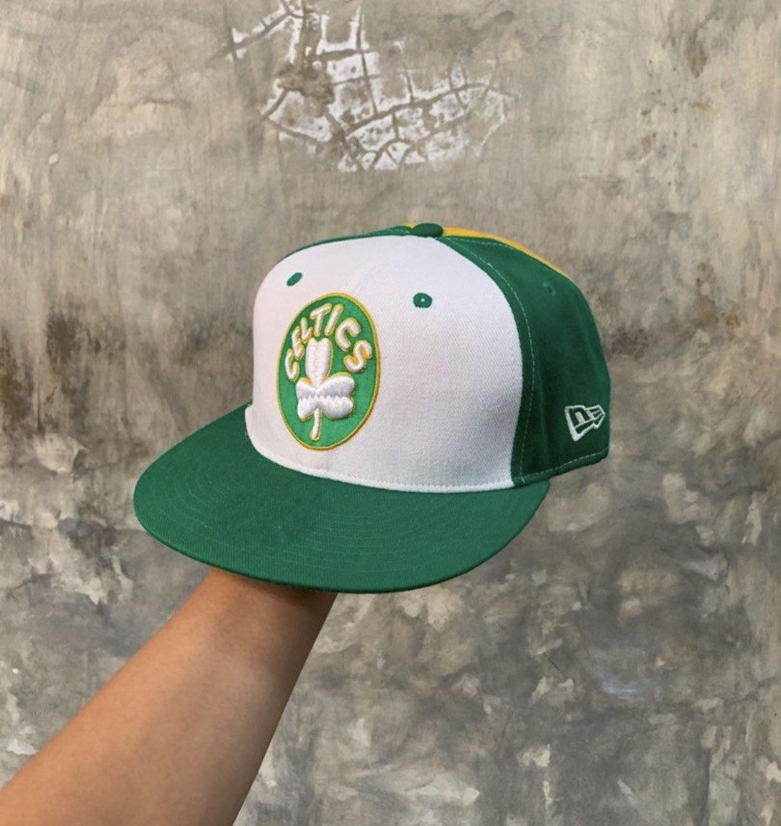 New Era 7 5/8 - New Era Boston Celtics Logo Hat | Grailed