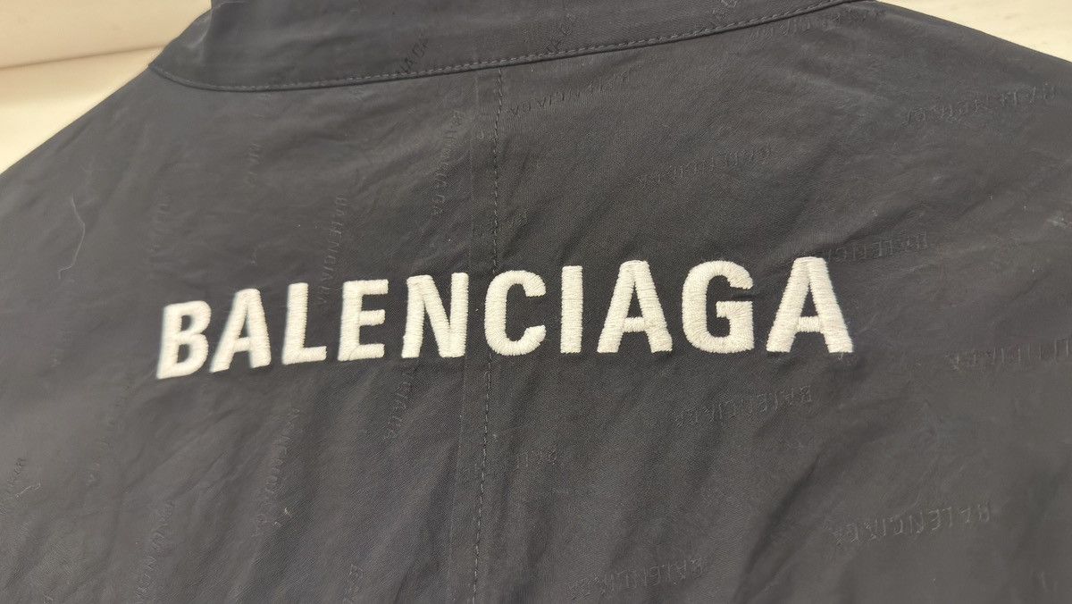 Balenciaga Balenciaga zip up track jacket size 50 Size US L / EU 52-54 / 3 - 11 Thumbnail