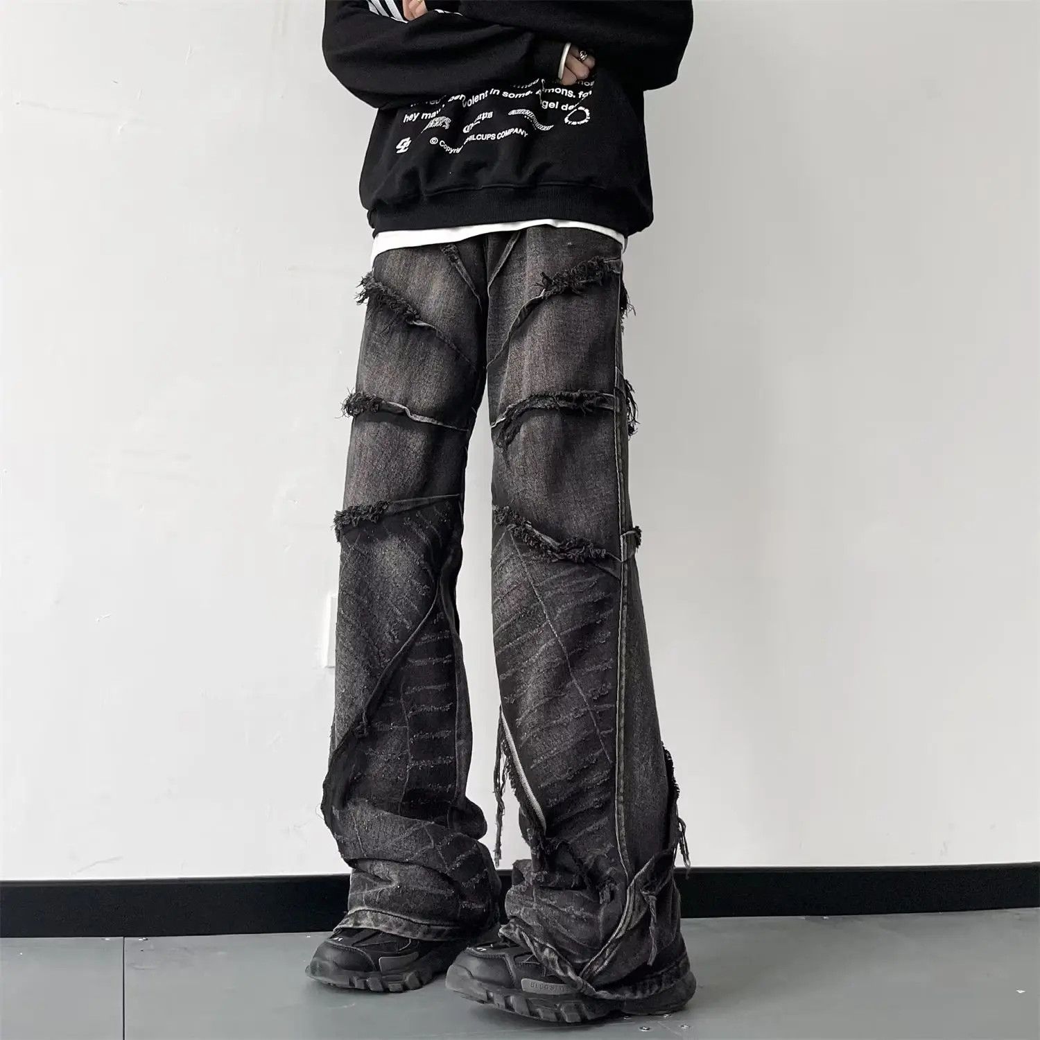 Japanese Brand Baggy Wide Leg Cargo Jeans Pants Size US 33 - 1 Thumbnail