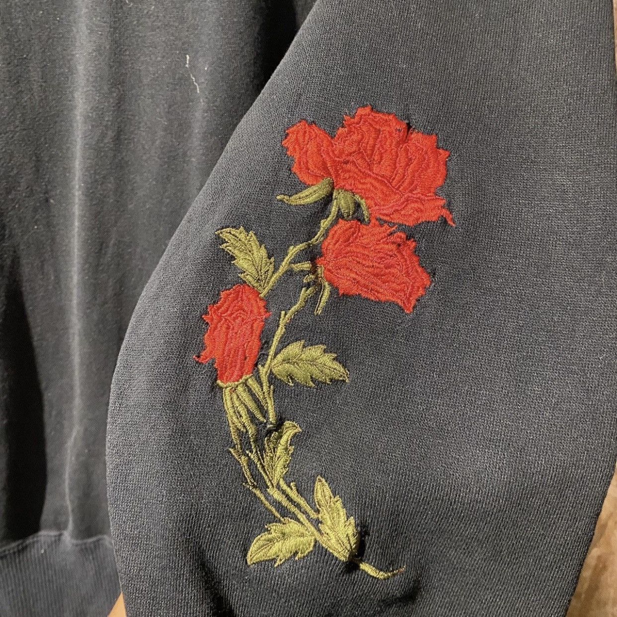 Hysteric Glamour Hysteric Glamour Embroidered Big Rose Sweatshirts Size US L / EU 52-54 / 3 - 10 Thumbnail