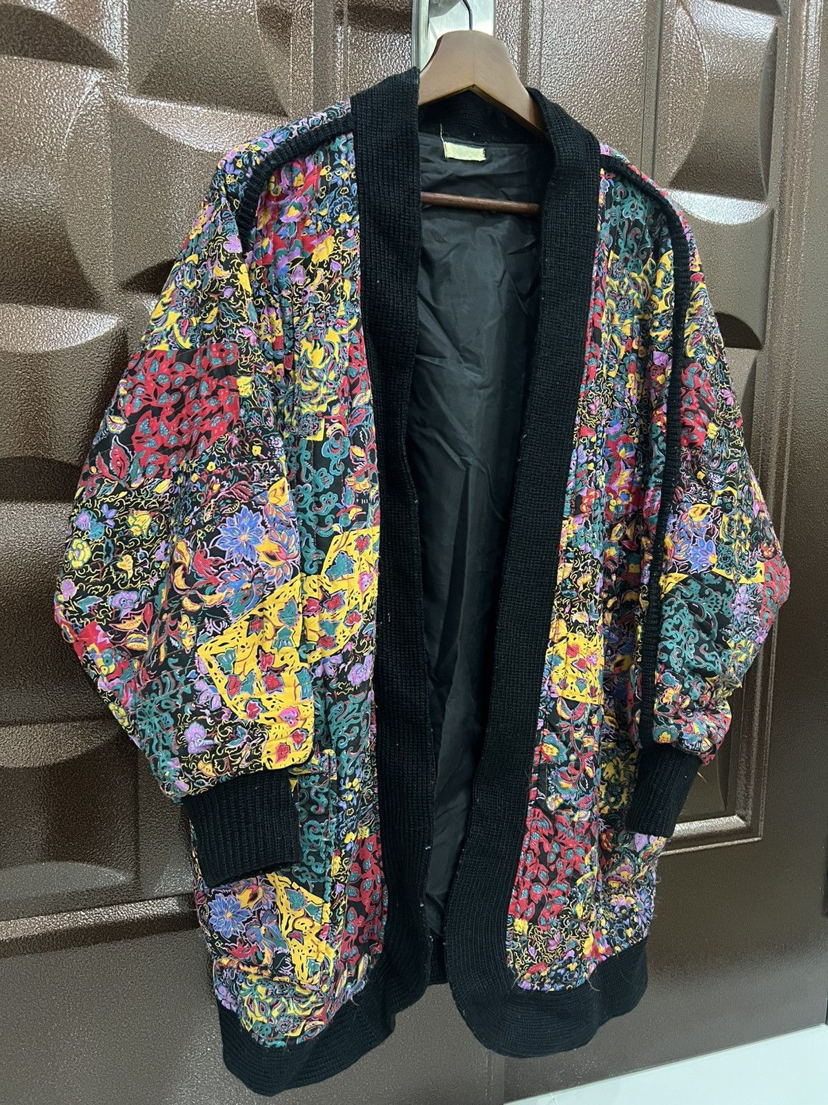 Japanese Brand Vintage Japanese Boho Batwing Flower Kimono Cardigan Size L / US 10 / IT 46 - 3 Thumbnail