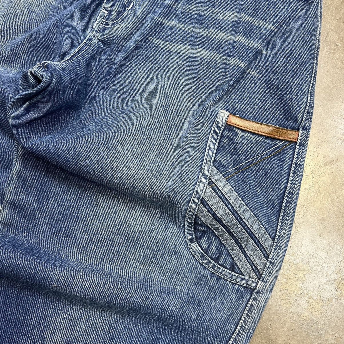 Vintage Vintage Akademiks Baggy Denim Jeans Wide Leg Big Pocket Y2k Size US 32 / EU 48 - 5 Thumbnail