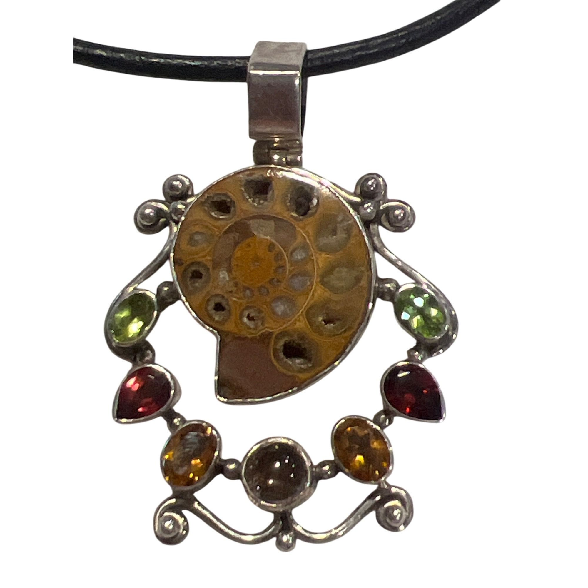 Other Vintage Ammonite Fossil Pendant Necklace Sterling Silver Cry Size ONE SIZE - 2 Thumbnail