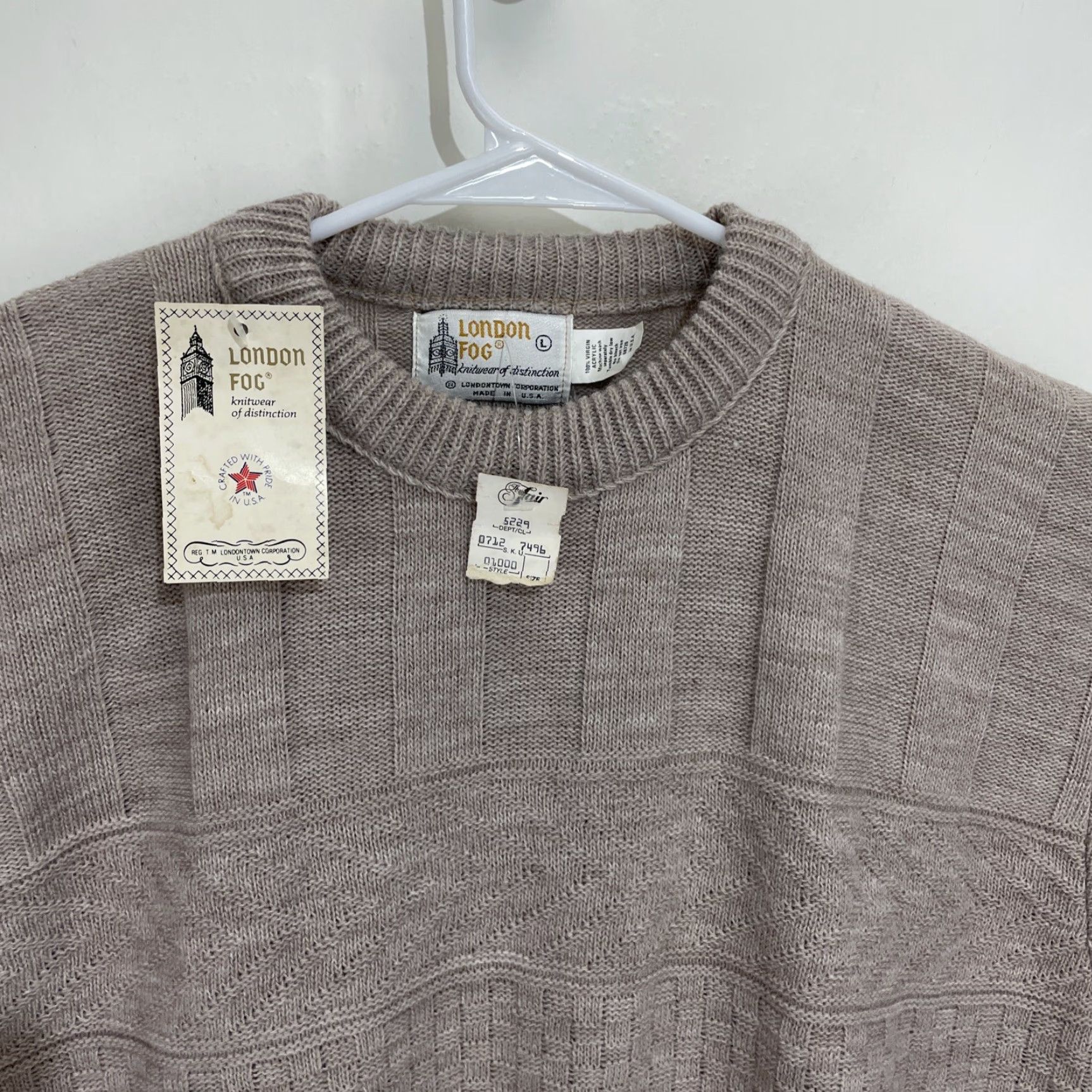 London Fog VINTAGE London Fog Sweater Men Large Knit Crew Neck Tan Geometric Pattern USA 90s Pullover Knits Size US L / EU 52-54 / 3 - 5 Thumbnail