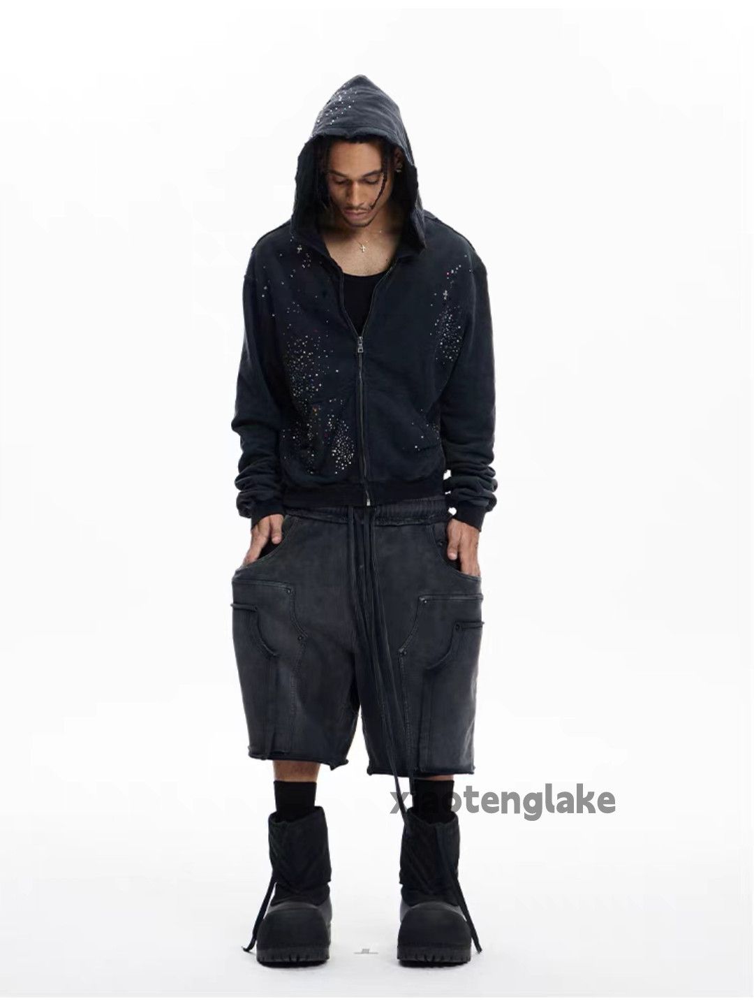 Designer Unisex outdoor sports loose baggy faded cargo shorts Size US 36 / EU 52 - 2 Thumbnail