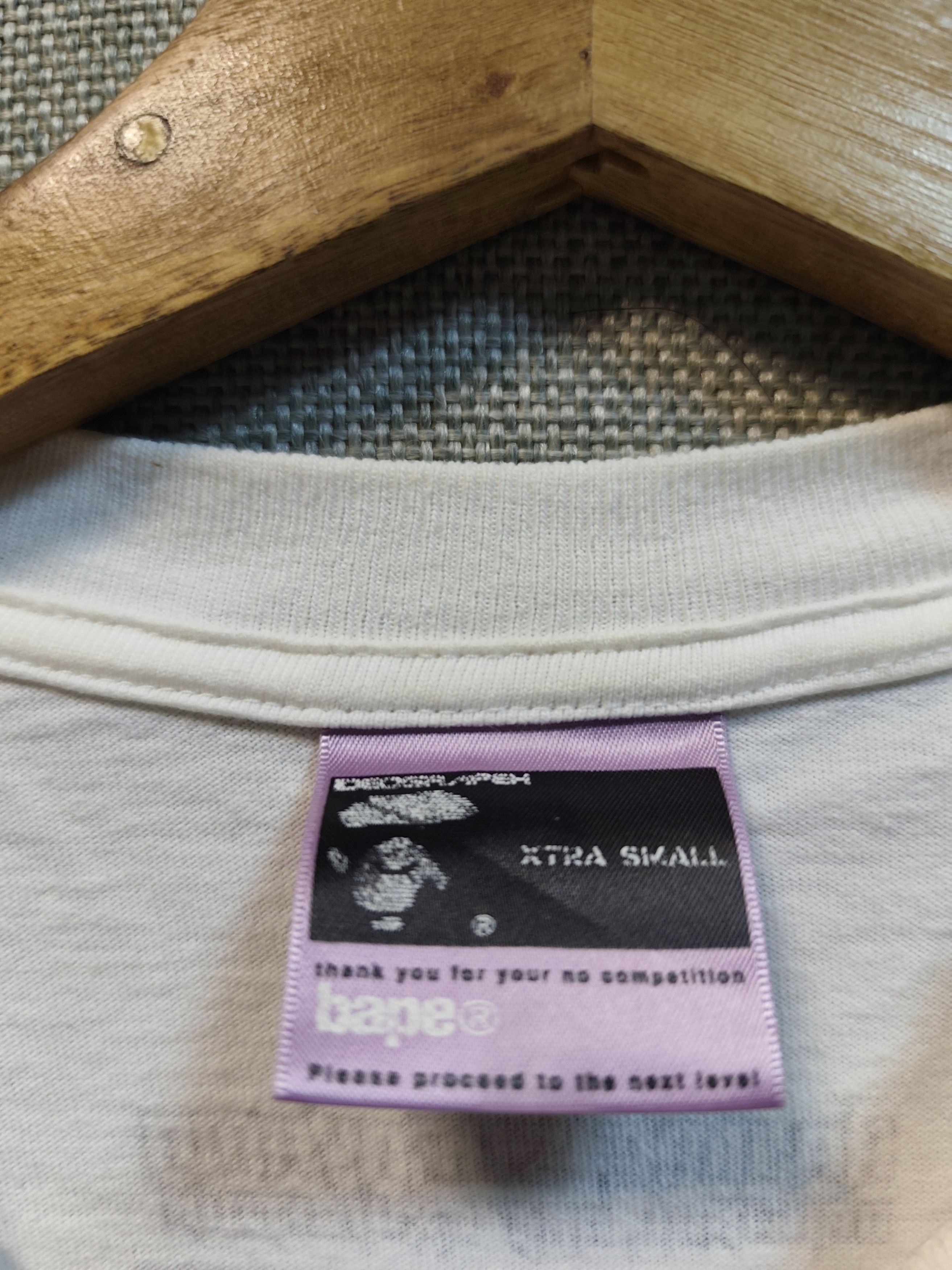 Bape Vintage 2002 BAPE Gallery x Hajime Sorayama Exhibition Tee Size US XS / EU 42 / 0 - 7 Thumbnail