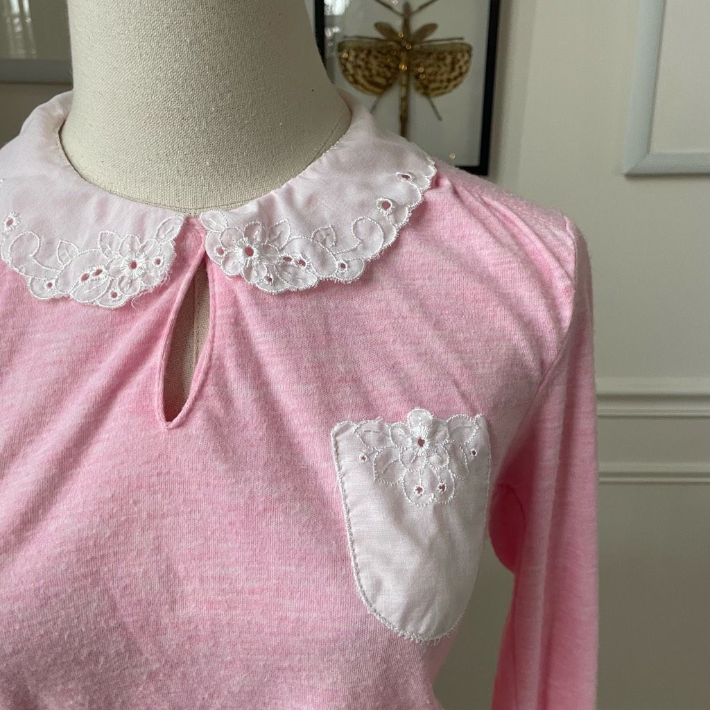 Vintage Vintage 70s Pink Top White Eyelet Lace Peter Pan Collar XS Size XS / US 0-2 / IT 36-38 - 3 Thumbnail