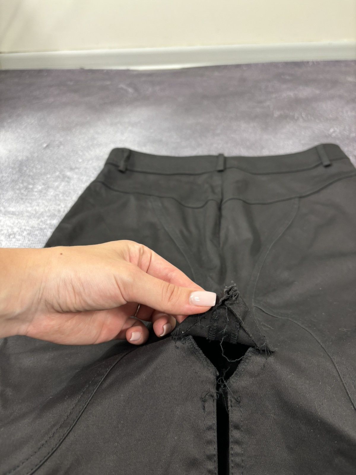 Armani Vintage Armani Jeans Women’s Black Shorts Cropped Pants Size 28" / US 6 / IT 42 - 15 Thumbnail