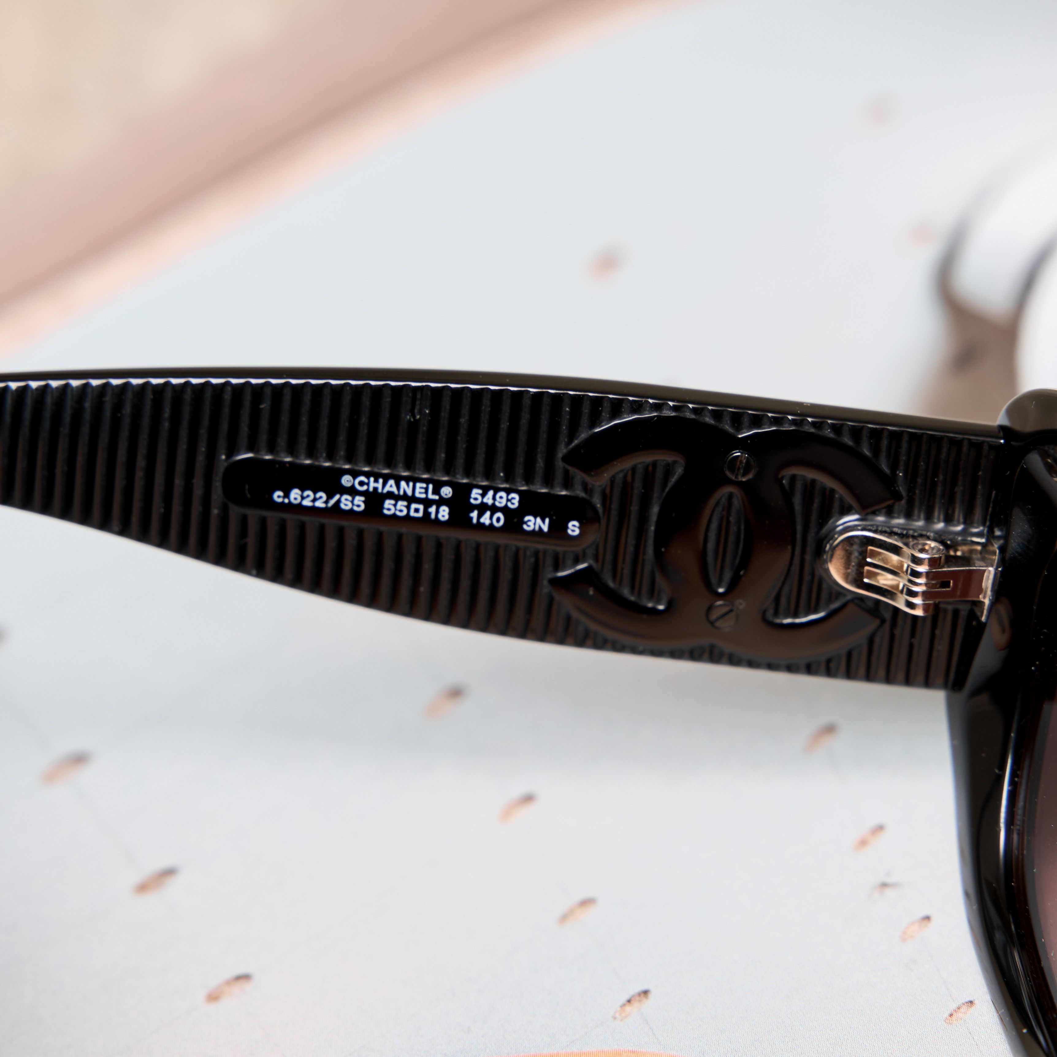 Chanel CHANEL 0CH5493 C622S5 Sunglasses Size ONE SIZE - 5 Thumbnail
