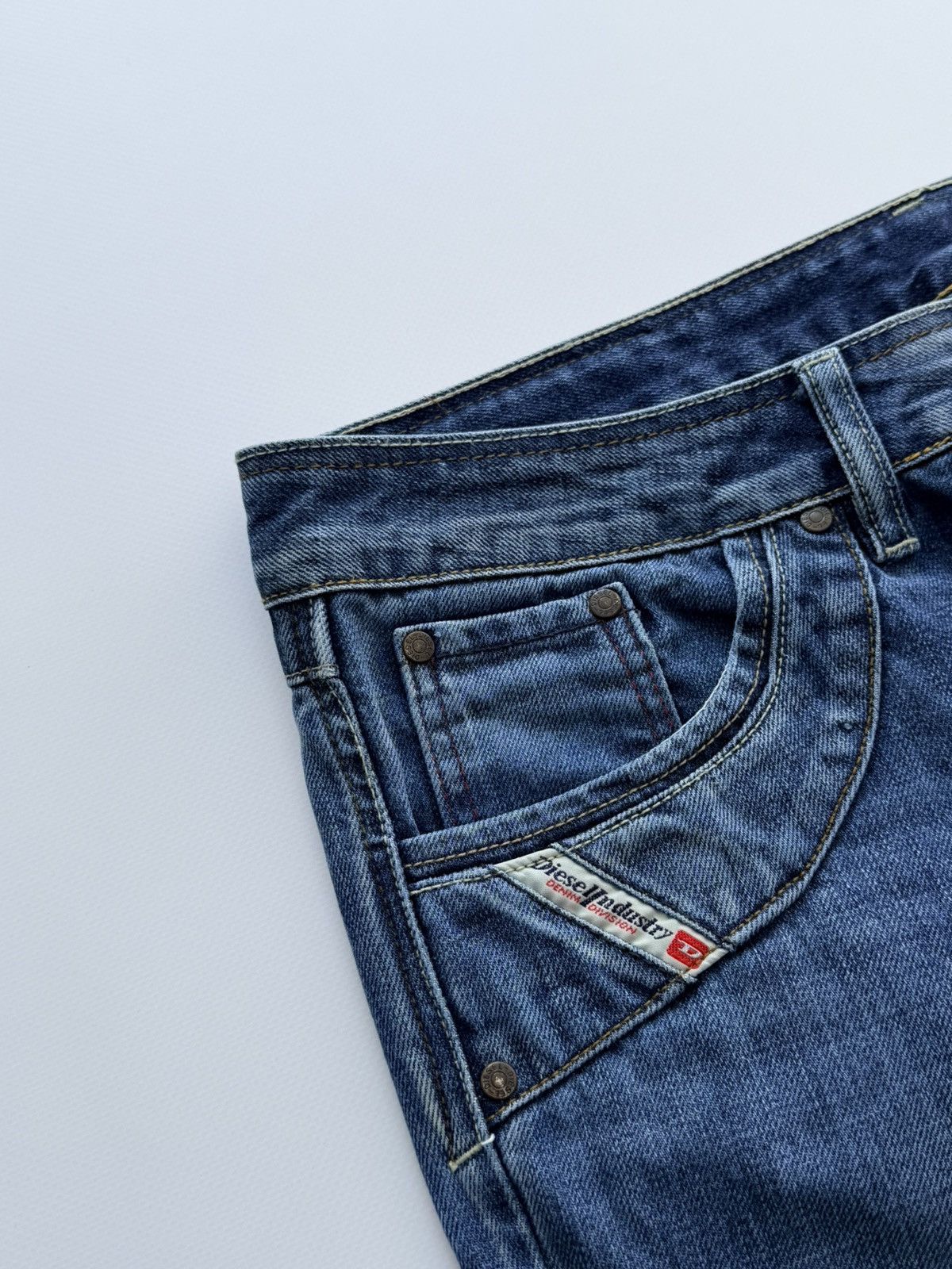 Diesel 2000s Diesel Flared Washed Denim Jeans Size 32" / US 10 / IT 46 - 5 Thumbnail