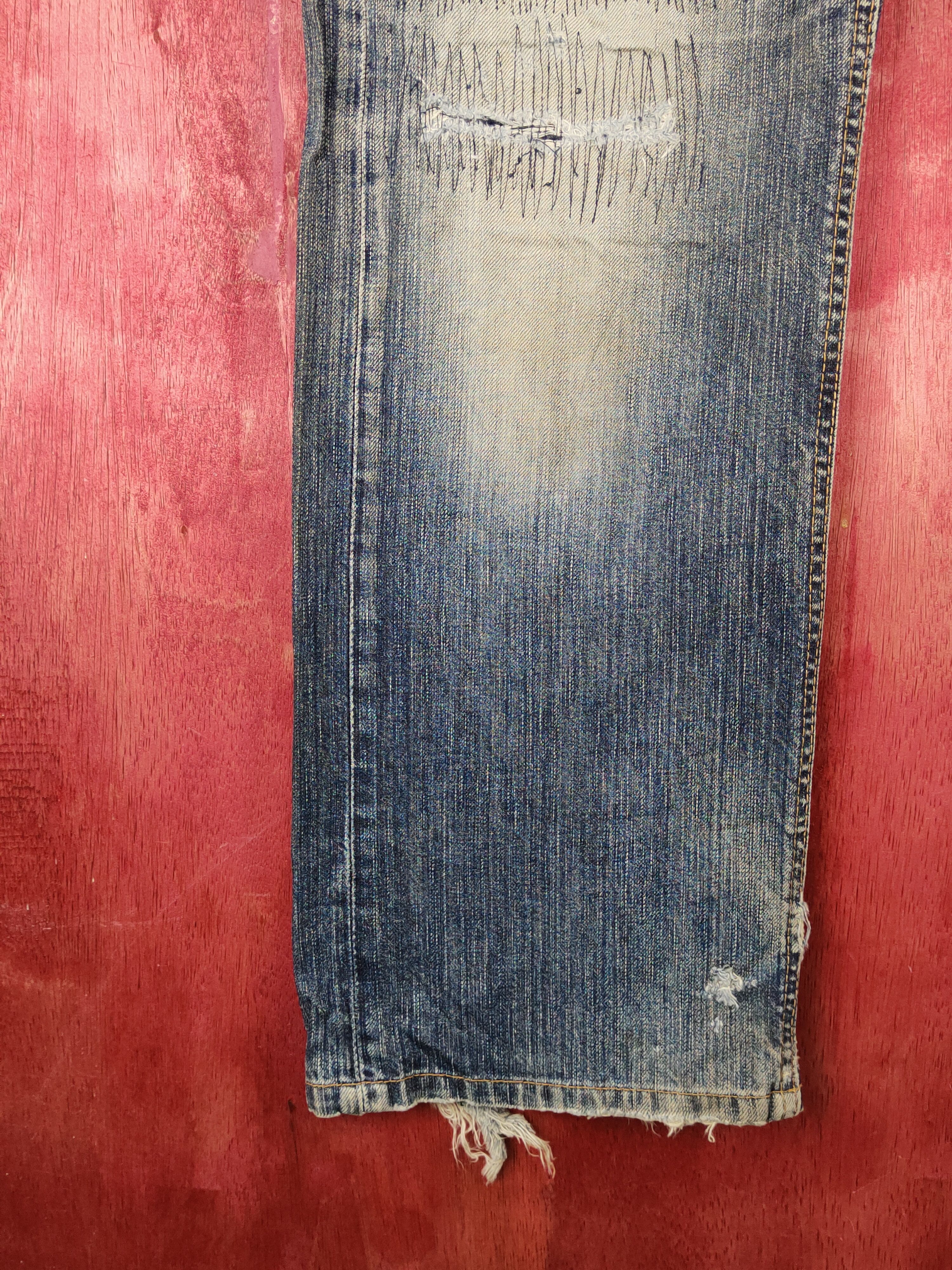 Edwin Edwin Dark Blue Faded Distressed Ripped Jeans #S2243 Size US 32 / EU 48 - 5 Thumbnail