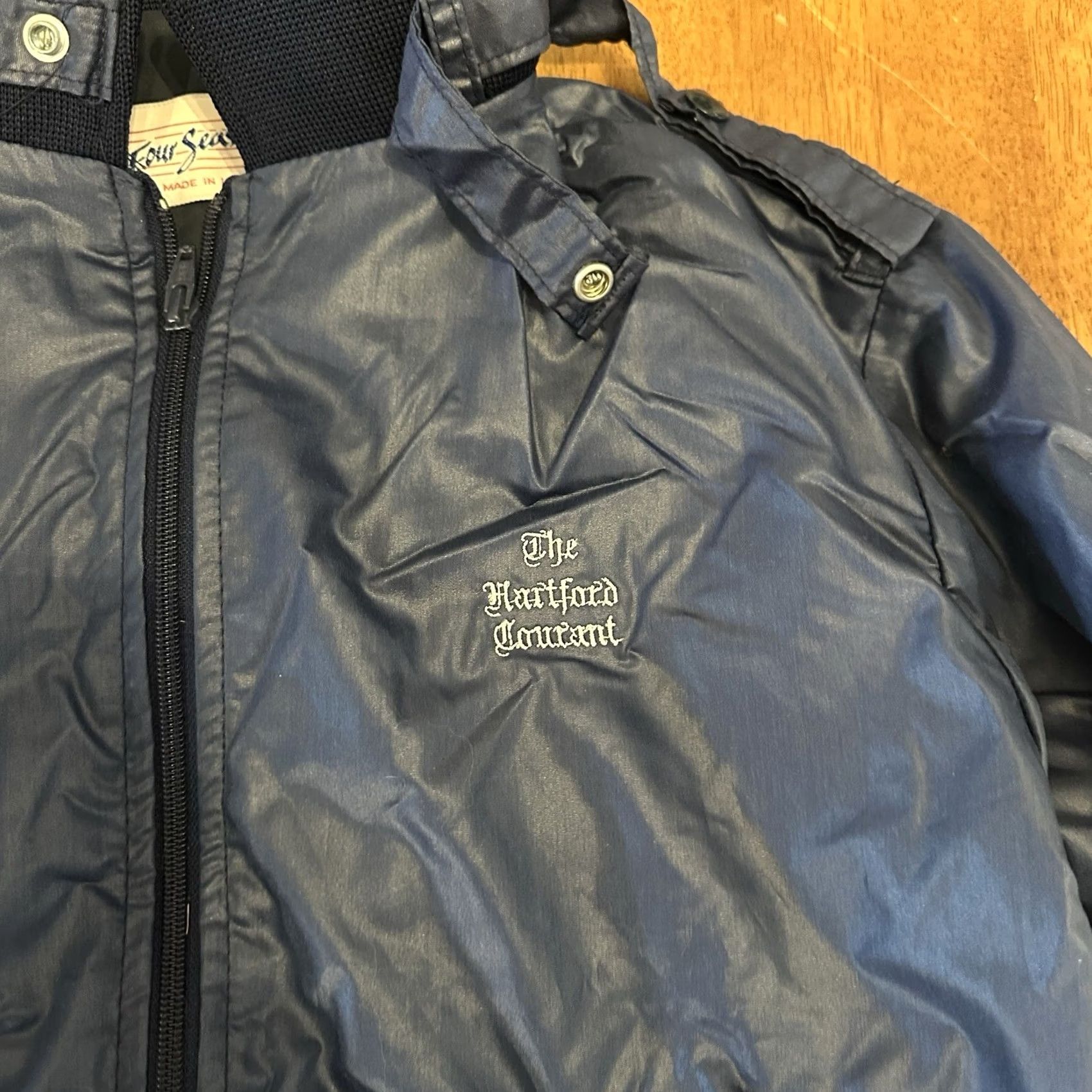 Hartford VINTAGE The Hartford Courant Newspaper Jacket Bomber Windbreaker Small Adult Blue 80s Size US S / EU 44-46 / 1 - 2 Thumbnail