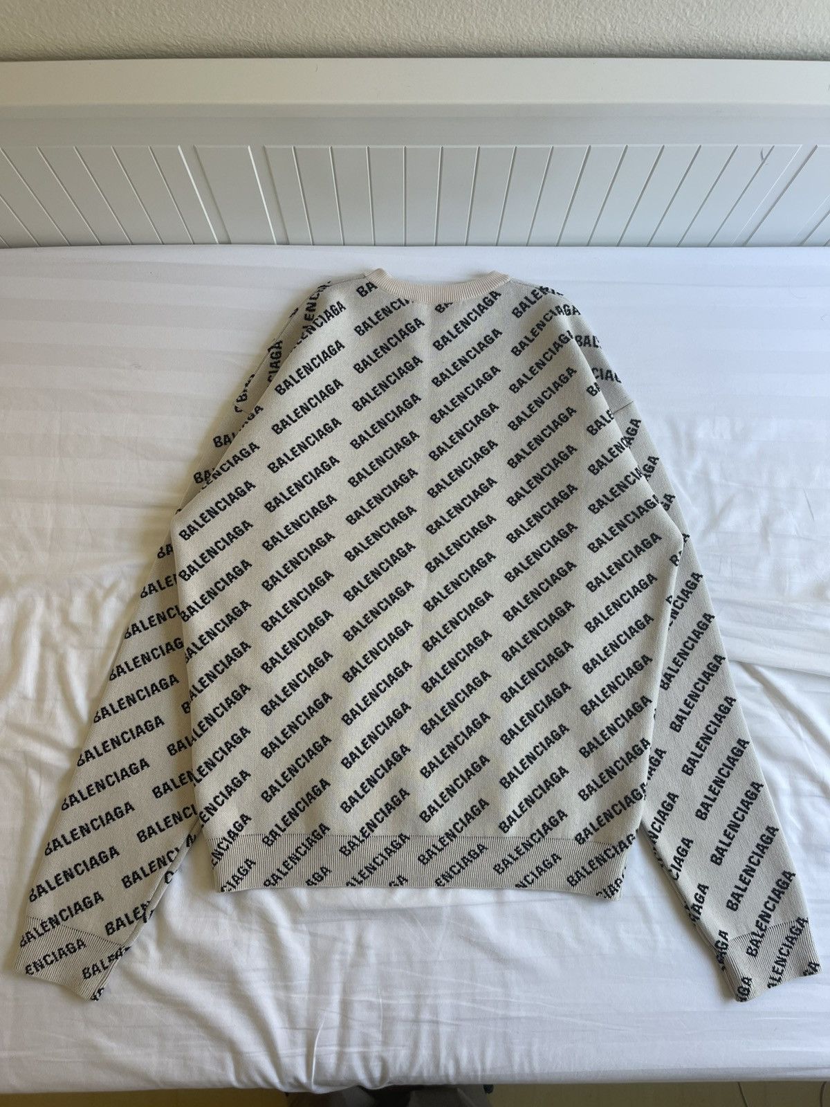 Balenciaga Balenciaga All-over sweater Size US XS / EU 42 / 0 - 2 Thumbnail