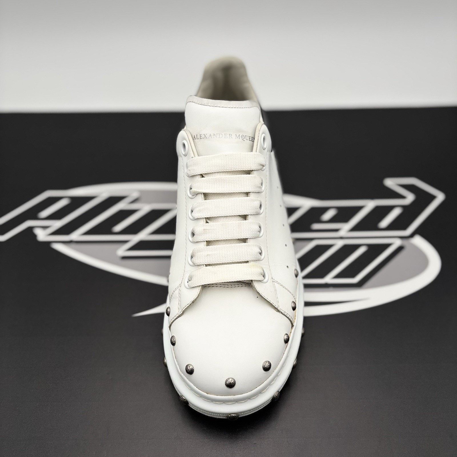 Alexander McQueen Alexander McQueen Oversized Studded ' White Black ' | GREAT! Size US 8 / EU 41 - 14 Thumbnail