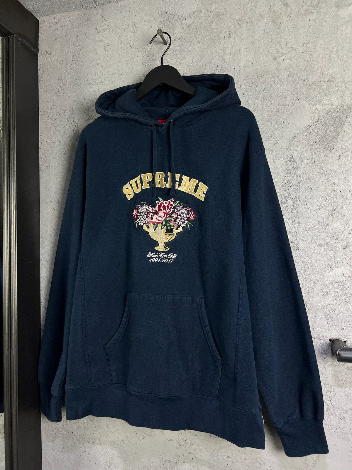 Supreme Supreme Centerpiece Hoodie XL Size US XL / EU 56 / 4 - 4 Thumbnail