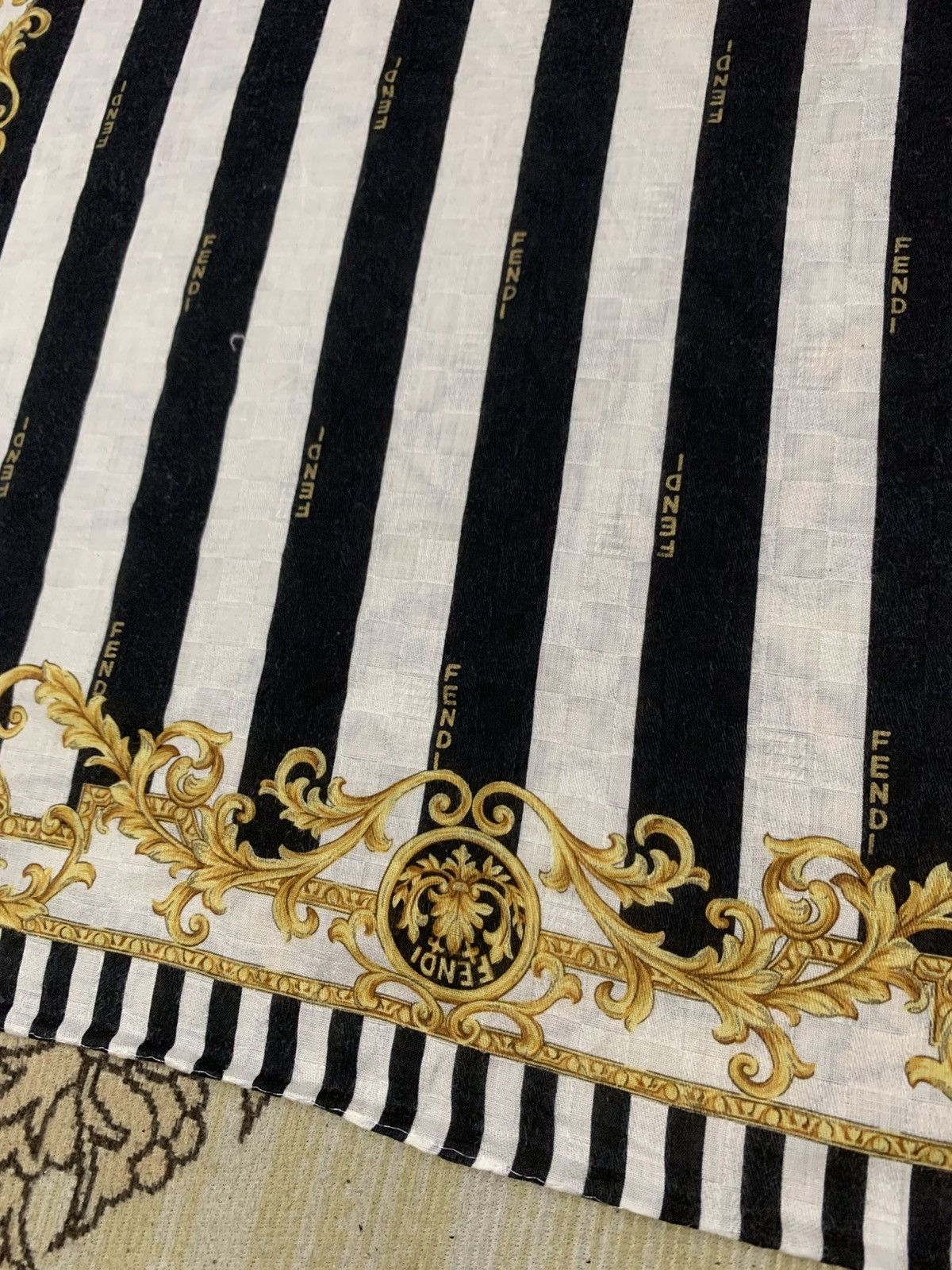 Fendi FENDI HANDKERCHIEF BANDANA Size ONE SIZE - 5 Thumbnail
