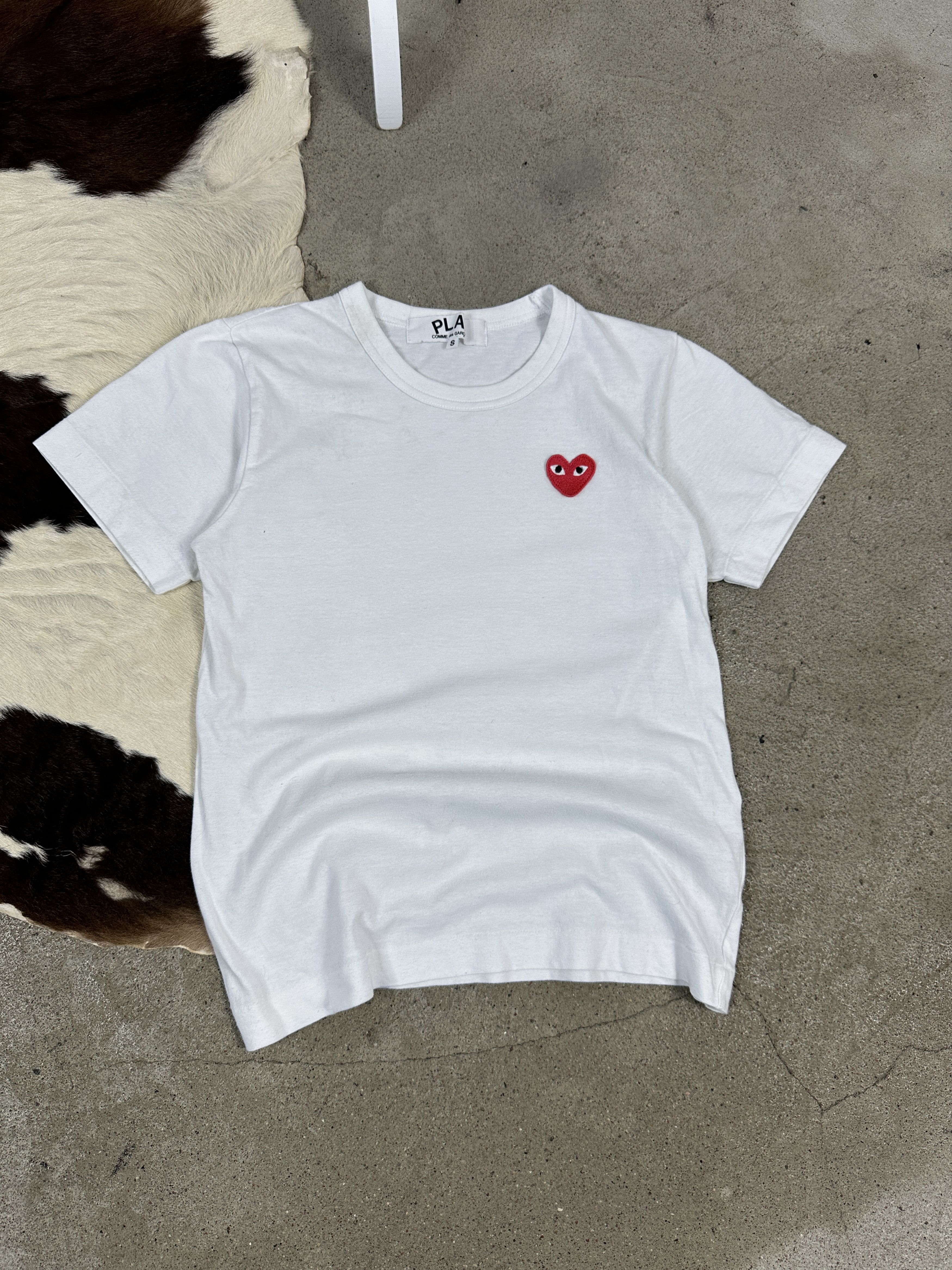 Comme des Garcons × Vintage Vintage Y2K Streetwear Heart Print Comme Des Garcons T-shirt Size XS / US 0-2 / IT 36-38 - 3 Thumbnail