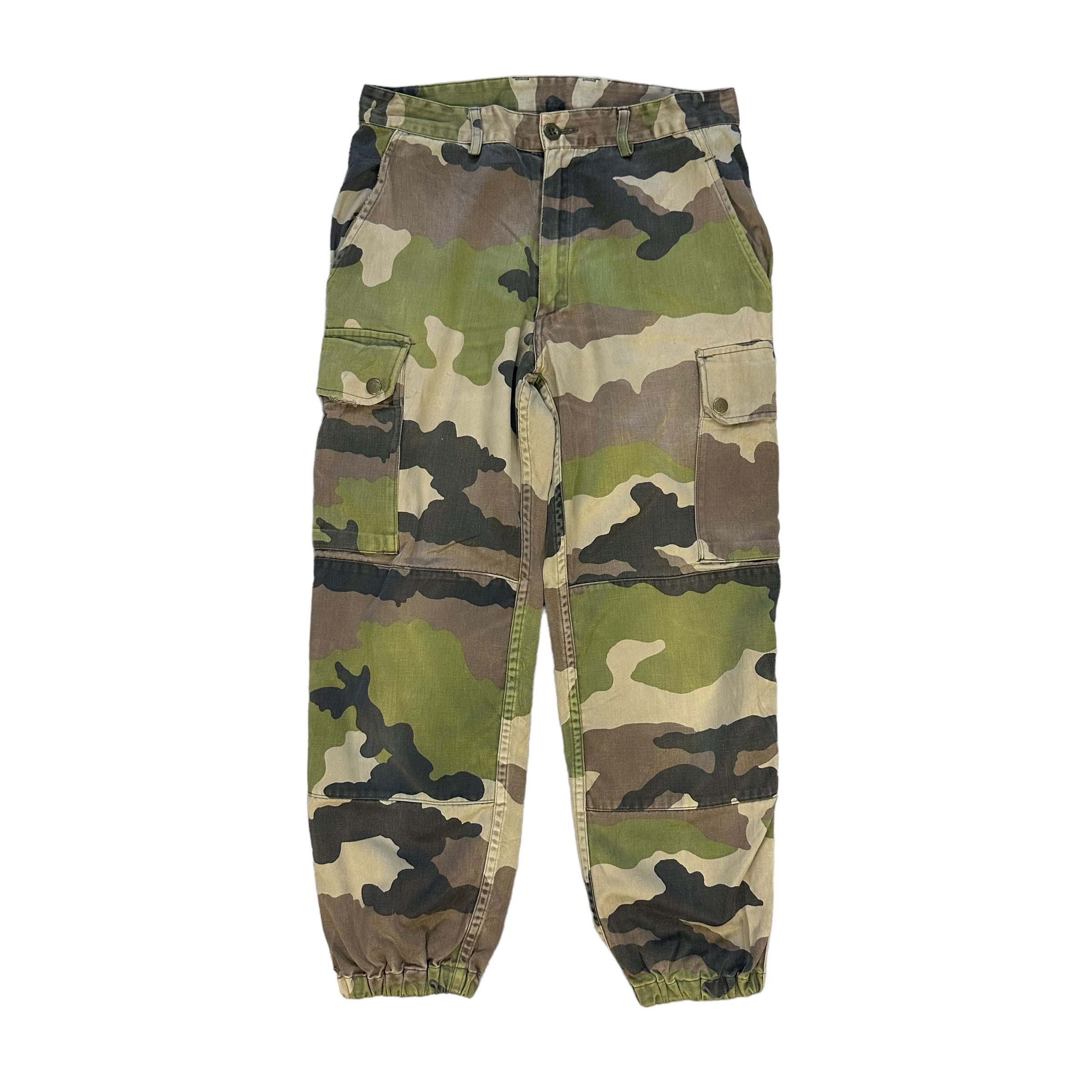 Vintage INDUYCO SA MADRID 1996 CAMO PANT JUMPER #8160-206 Size US 30 / EU 46 - 1 Thumbnail