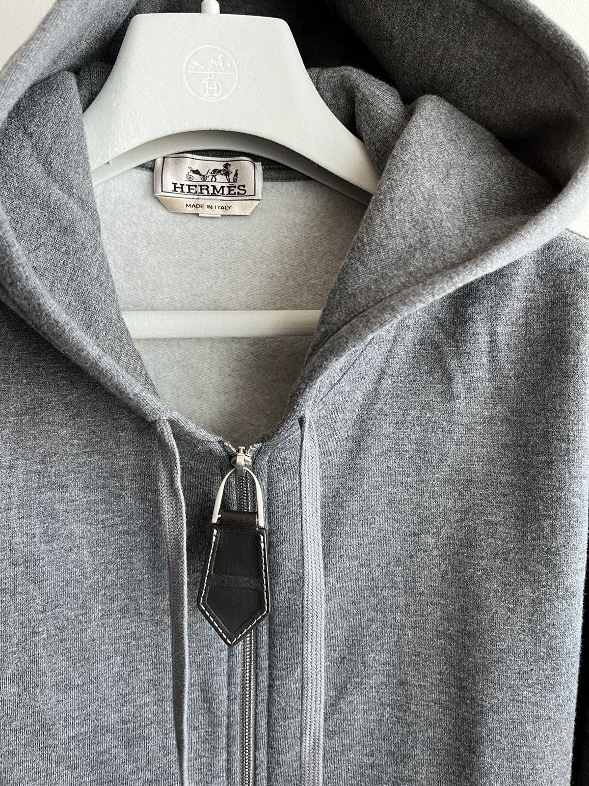 Hermes Super Runway Brand New Cashmere and Leather Hooded Sweater Size US L / EU 52-54 / 3 - 12 Thumbnail