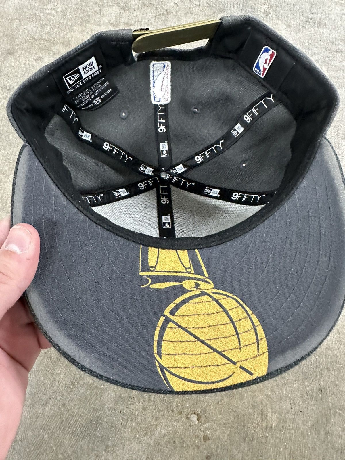 NBA × New Era × Vintage New Era 2018 Golden State Warriors Champs Snapback NBA Size ONE SIZE - 6 Thumbnail