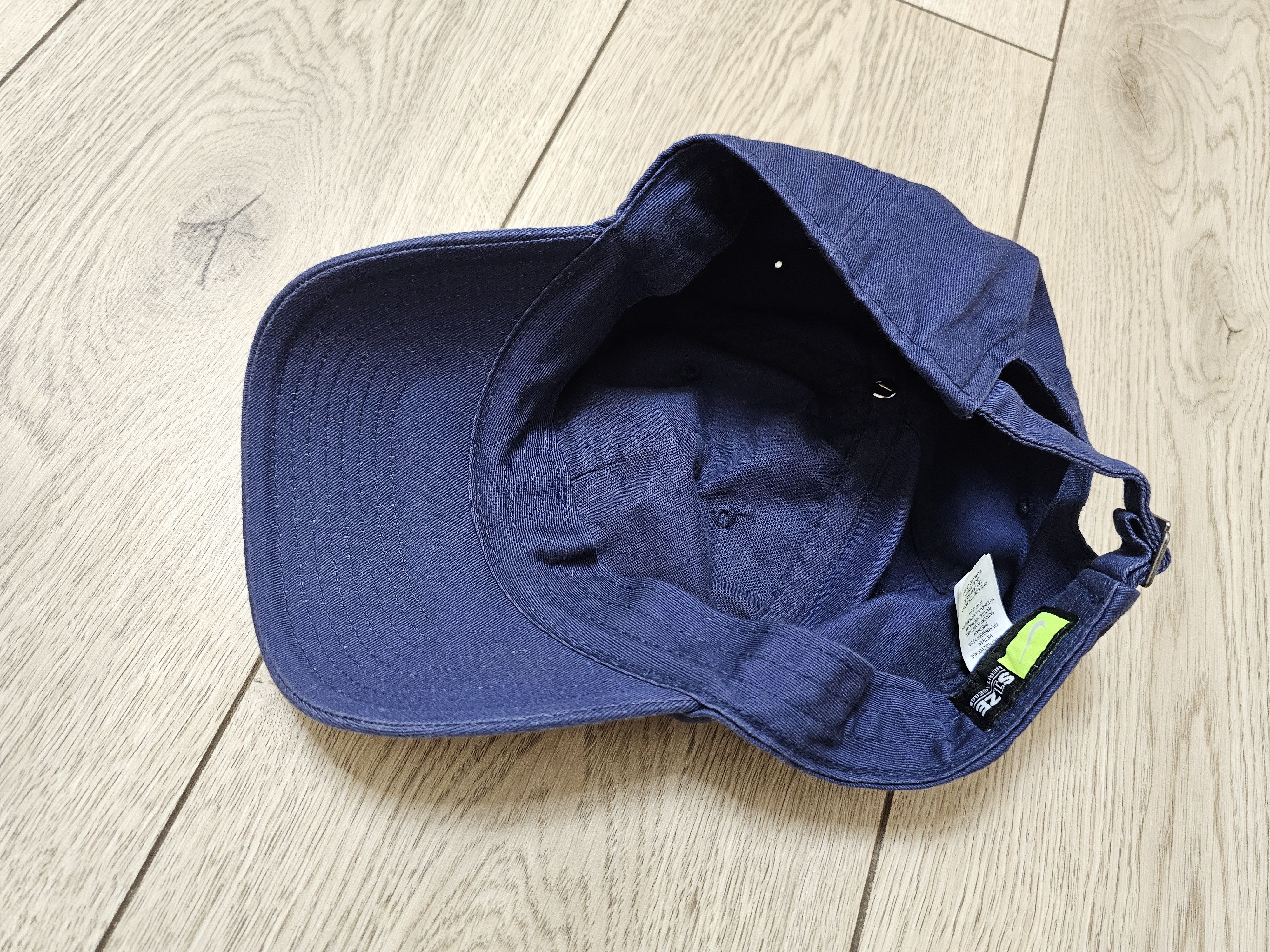 Nike PSG PARIS SAINT-GERMAIN CAP BLUE CAP FOOTBALL HAT Size ONE SIZE - 3 Thumbnail