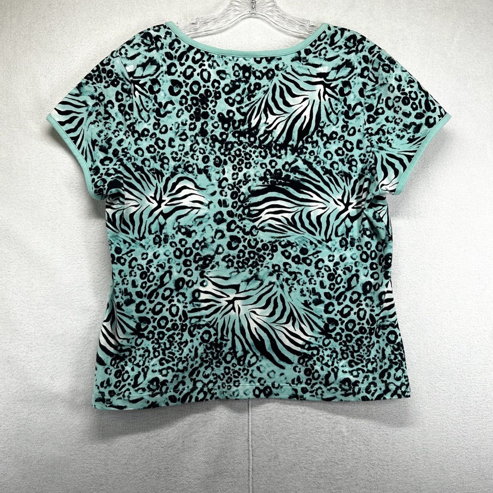 Vintage Westbound Petites Blue Cheetah Animal Print Blouse Top Women's Large PL Short Sleeve V-Neck Size L / US 10 / IT 46 - 3 Thumbnail