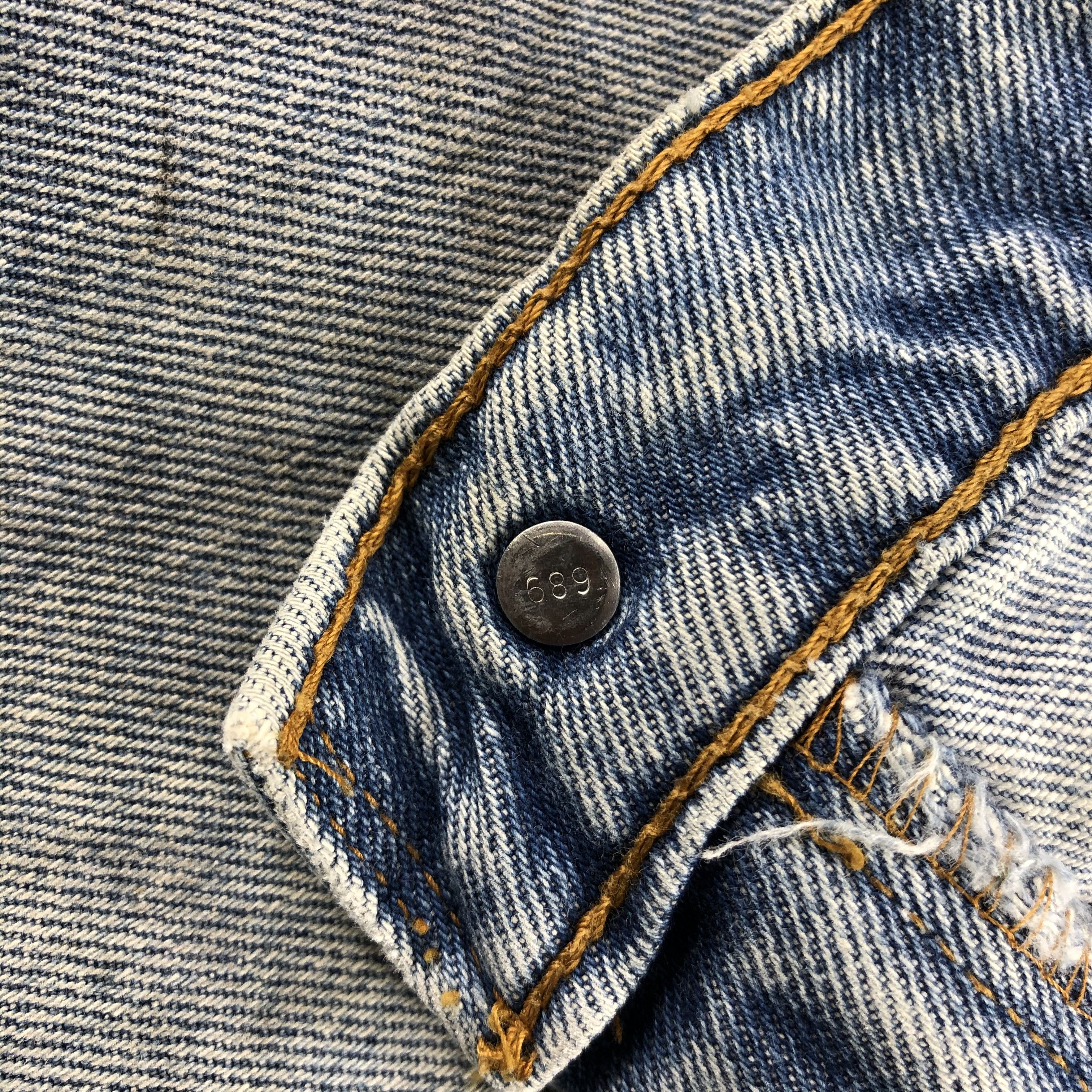 Levi's × Vintage 90s Vintage Blue Wash Levis 550 Jeans-JM3150 Size US 36 / EU 52 - 11 Thumbnail