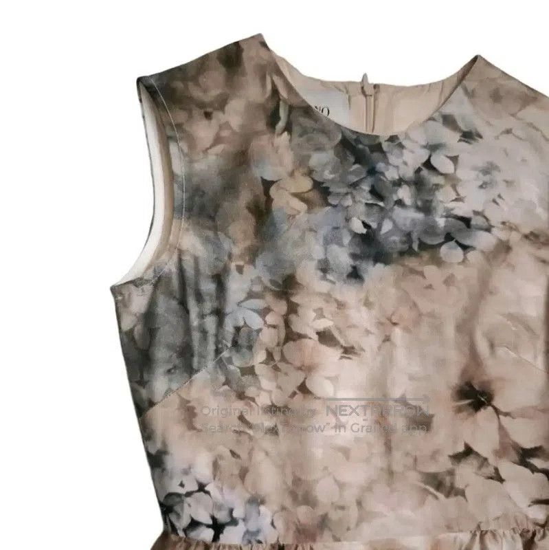Valentino Valentino Multicolor Floral Print Dress for Summer . Size XS / US 0-2 / IT 36-38 - 3 Thumbnail
