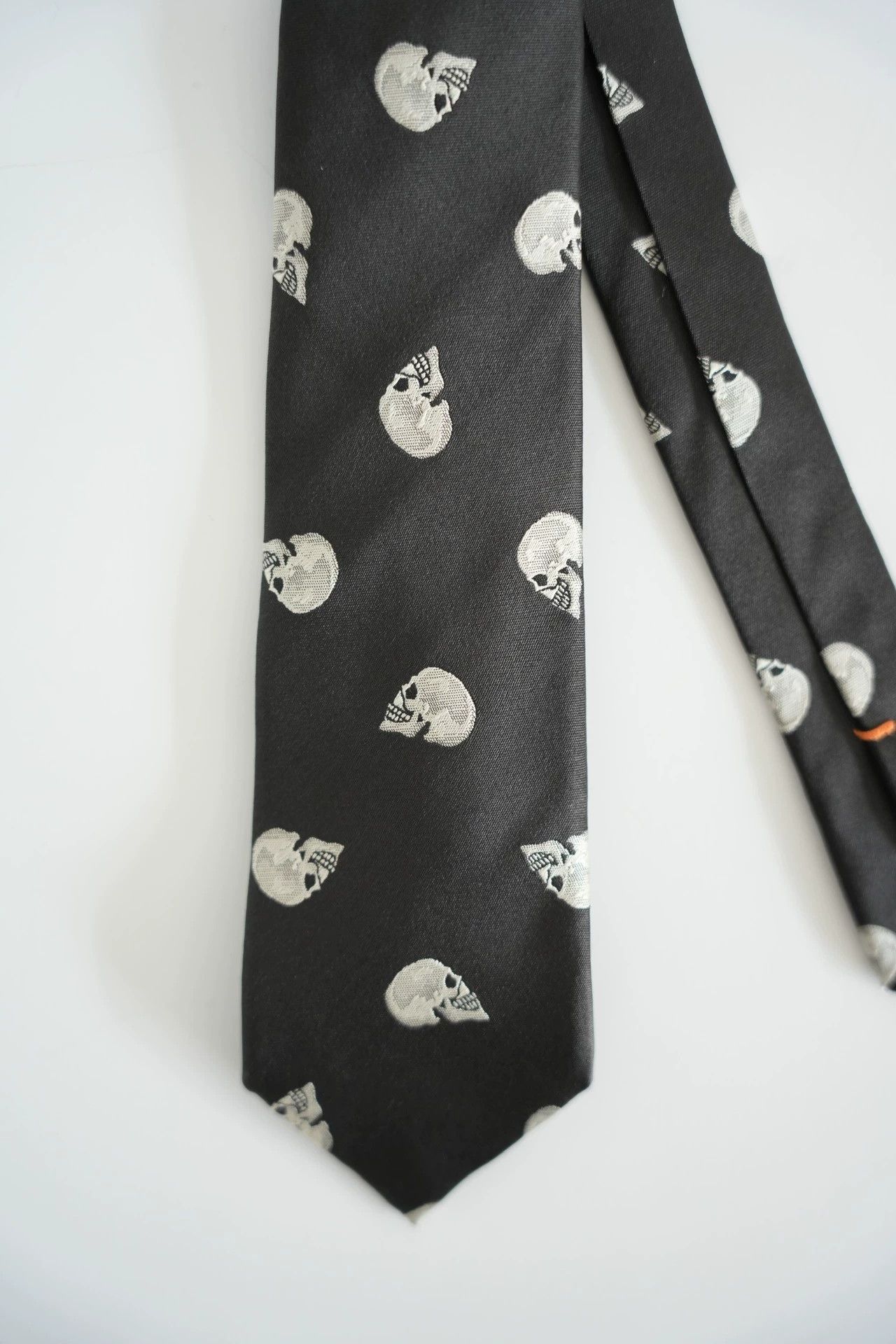 Yohji Yamamoto Yohji Yamamoto 14AW PH Runway Skull AOP Silk Tie Size ONE SIZE - 2 Thumbnail