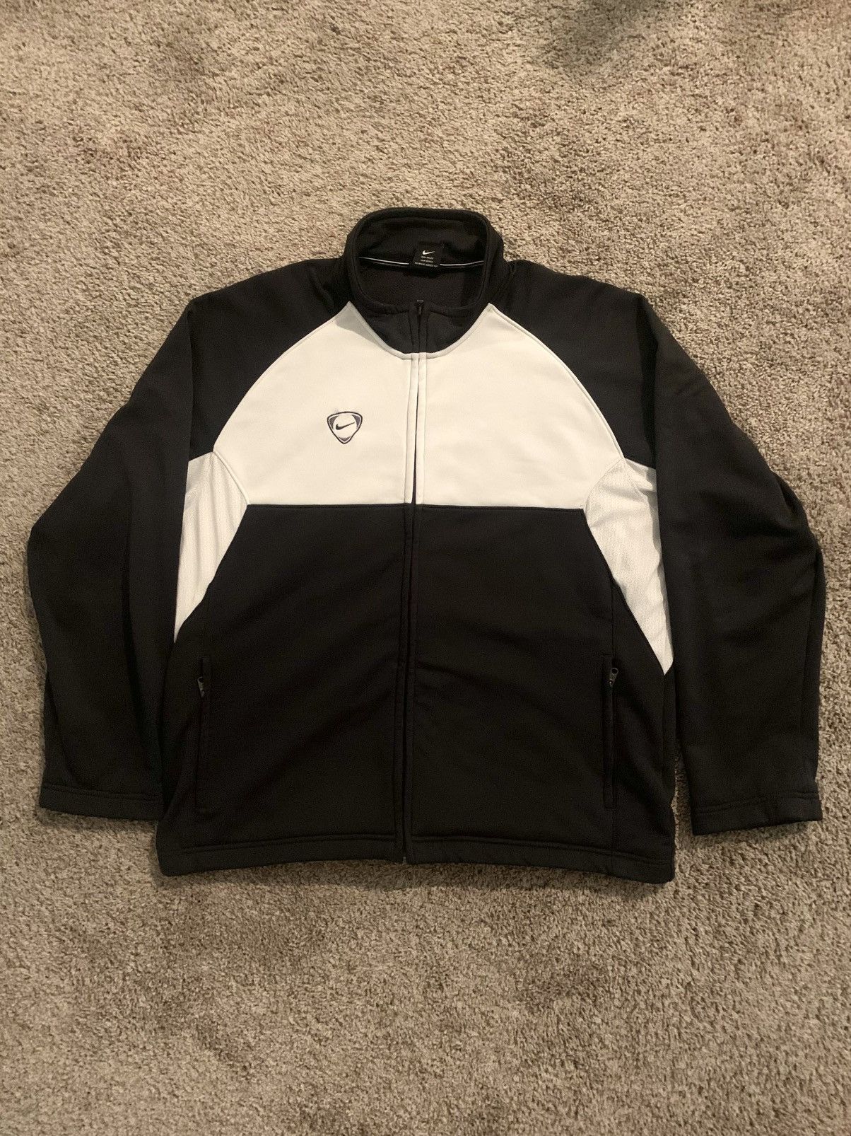 Nike × Vintage Nike Vintage Oversize Basic Logo Zip-Sweatshirt Size US L / EU 52-54 / 3 - 1 Thumbnail