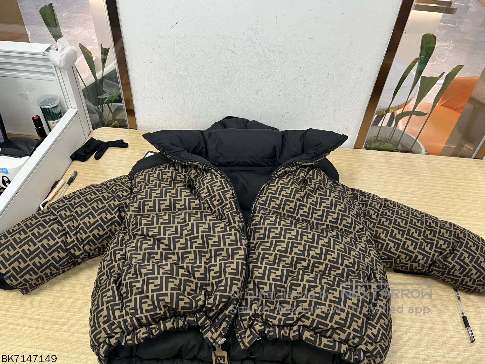 Fendi Fendi Reversible Color Block Puffer Jacket. Size US M / EU 48-50 / 2 - 1 Thumbnail