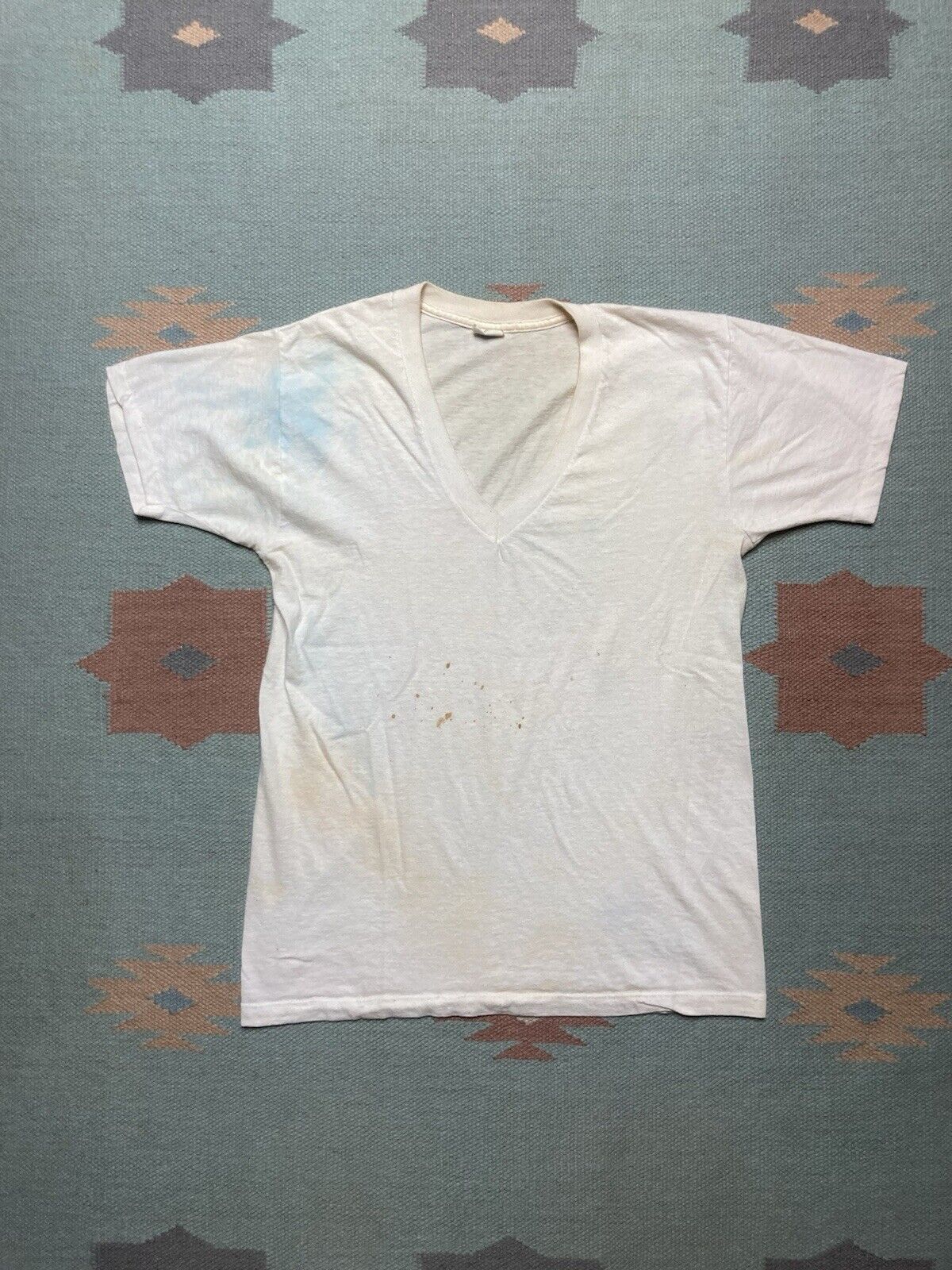 Vintage VTG 60s blank white t shirt v neck soft cotton grunge medium Size US M / EU 48-50 / 2 - 1 Thumbnail