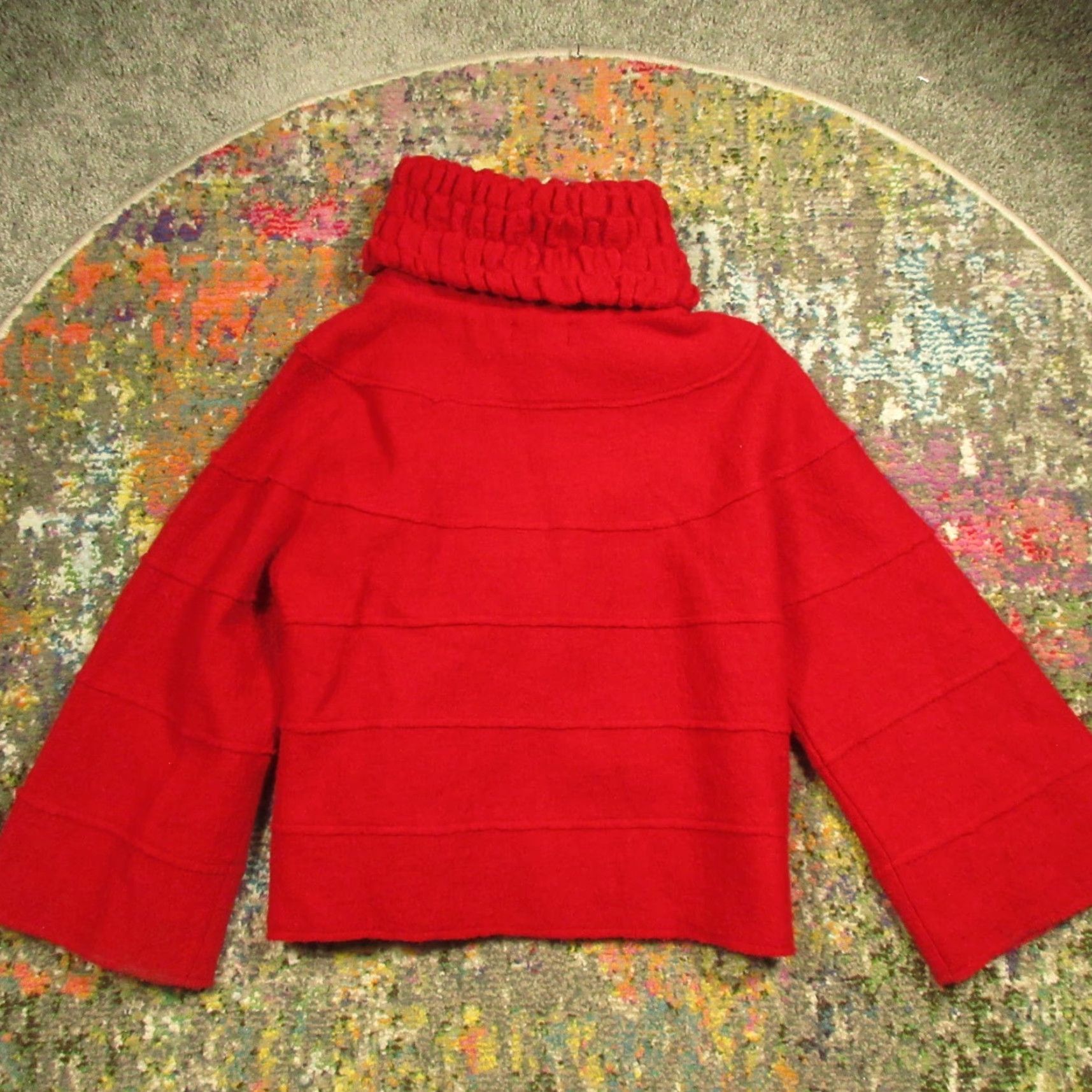 Vintage Venezia Milano Red Wool Women's High Collar Cardigan Sweater Size S User: Venezia Milano Red Wool Women's High Collar Cardigan Sweater Size S Size S / US 4 / IT 40 - 2 Thumbnail