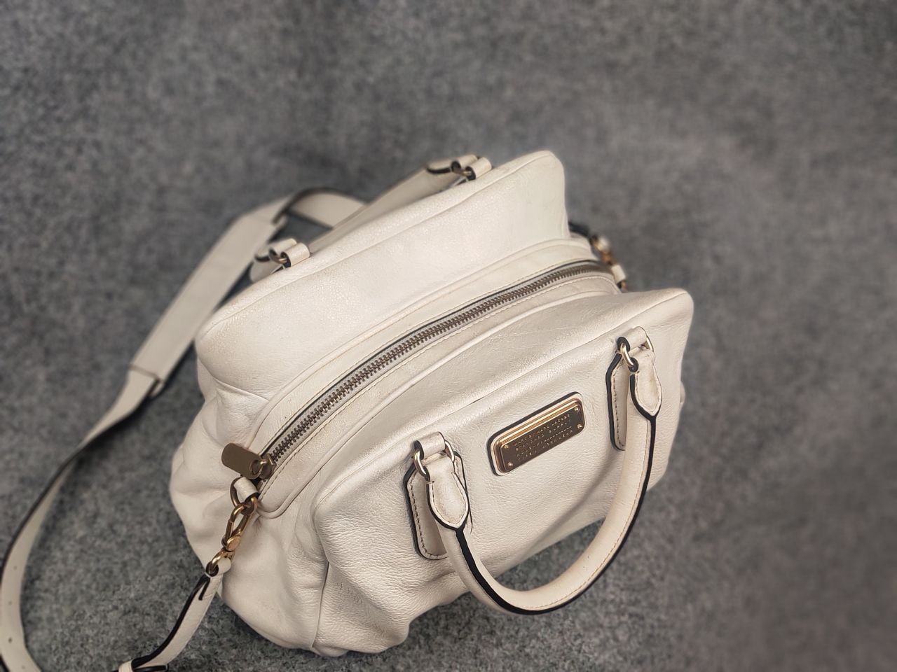 Marc by Marc Jacobs Marc Jacobs New Q Baby Groovee satchel HandBag Leather Size ONE SIZE - 10 Thumbnail
