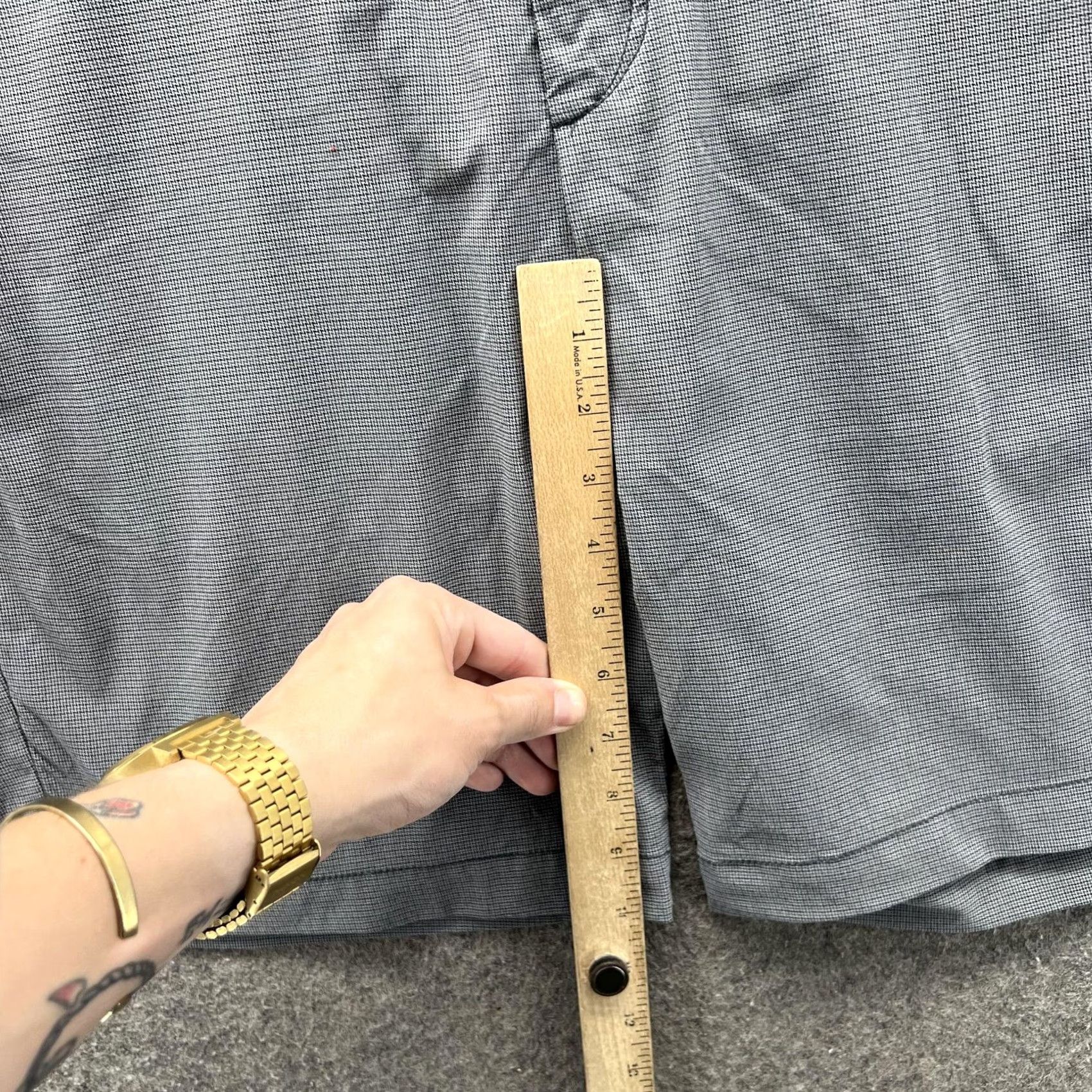 Tommy Bahama Tommy Bahama Shorts Mens 33 Gray Check Stretch Chino Flat Front 9 Inseam Casual Size US 33 - 5 Thumbnail