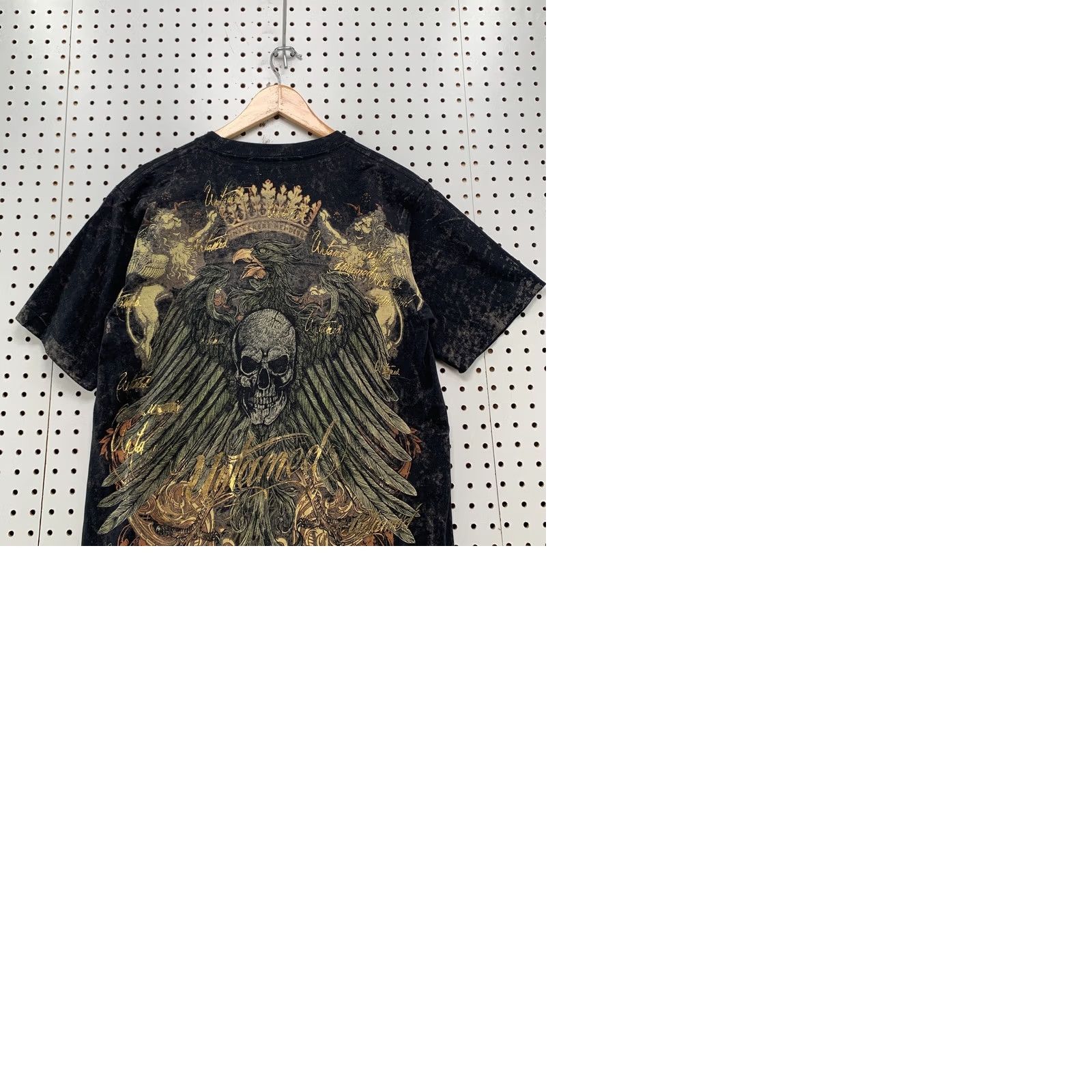 Affliction Y2K C&H Sportswear Skull Wings AOP Shirt Black Mens Medium Affliction 19.5x28.5 Size US M / EU 48-50 / 2 - 11 Thumbnail