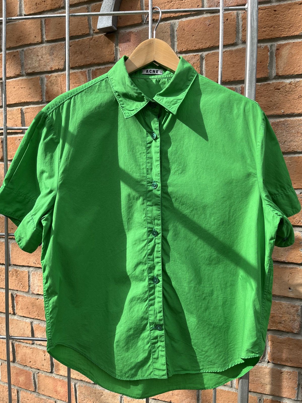 Acne Studios Acne Studios Green Button-Up Shirt Size M / US 6-8 / IT 42-44 - 1 Thumbnail